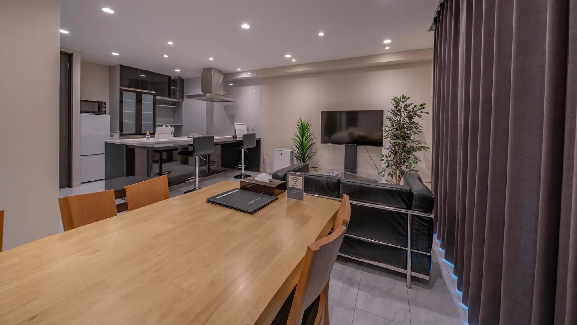 Residence Hotel Takayama Station