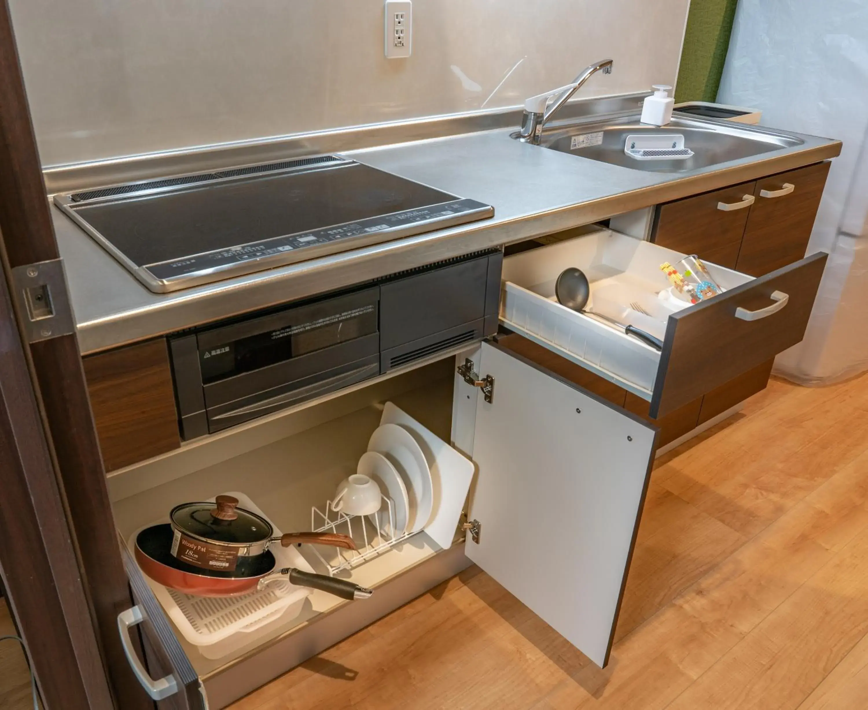 Standard Twin Room in Residence Hotel Takayama Station Standard Twin Room in Residence Hotel Takayama Station