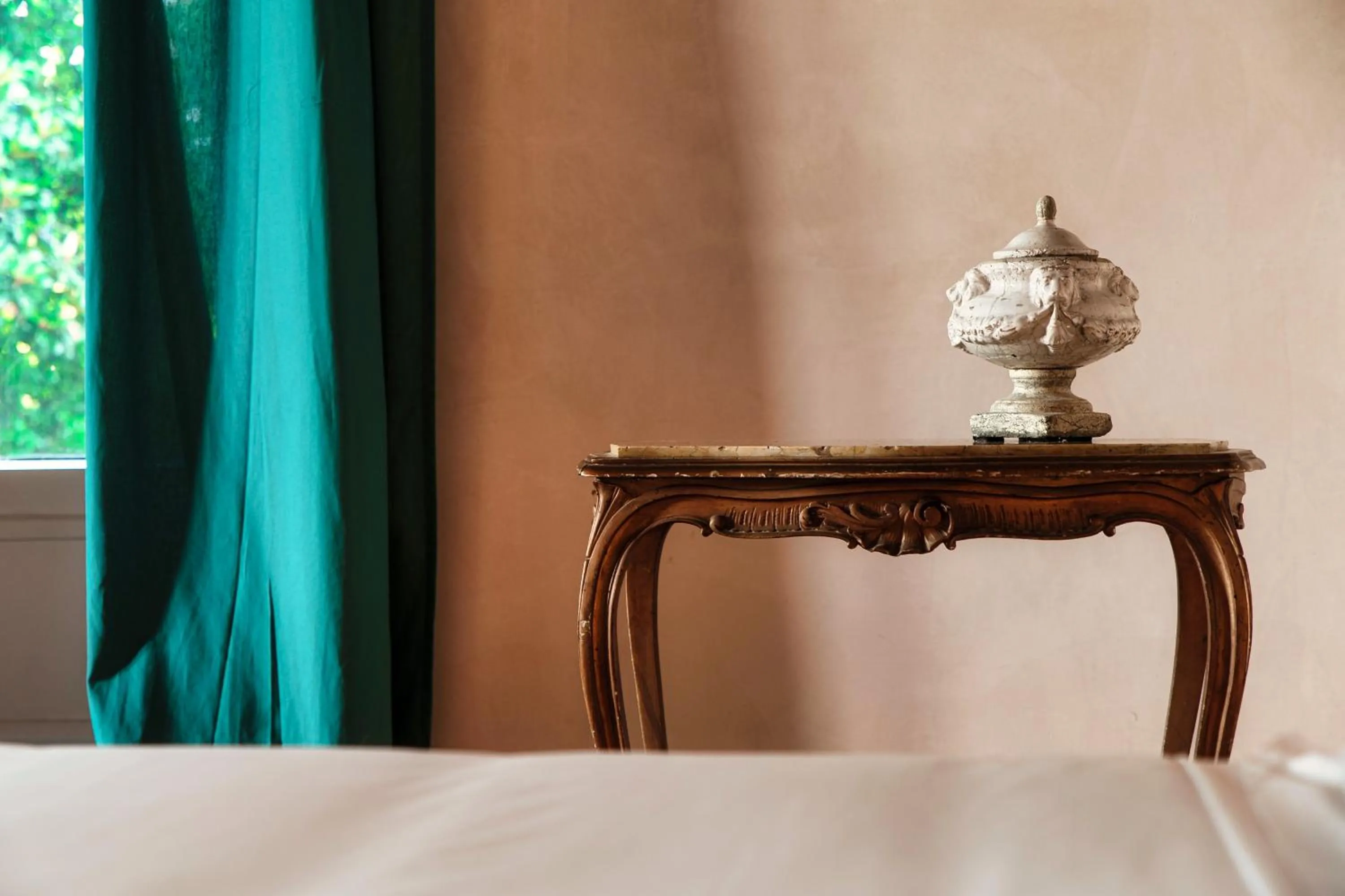 Bedroom, Bed in Dandelion Como Suites & Park