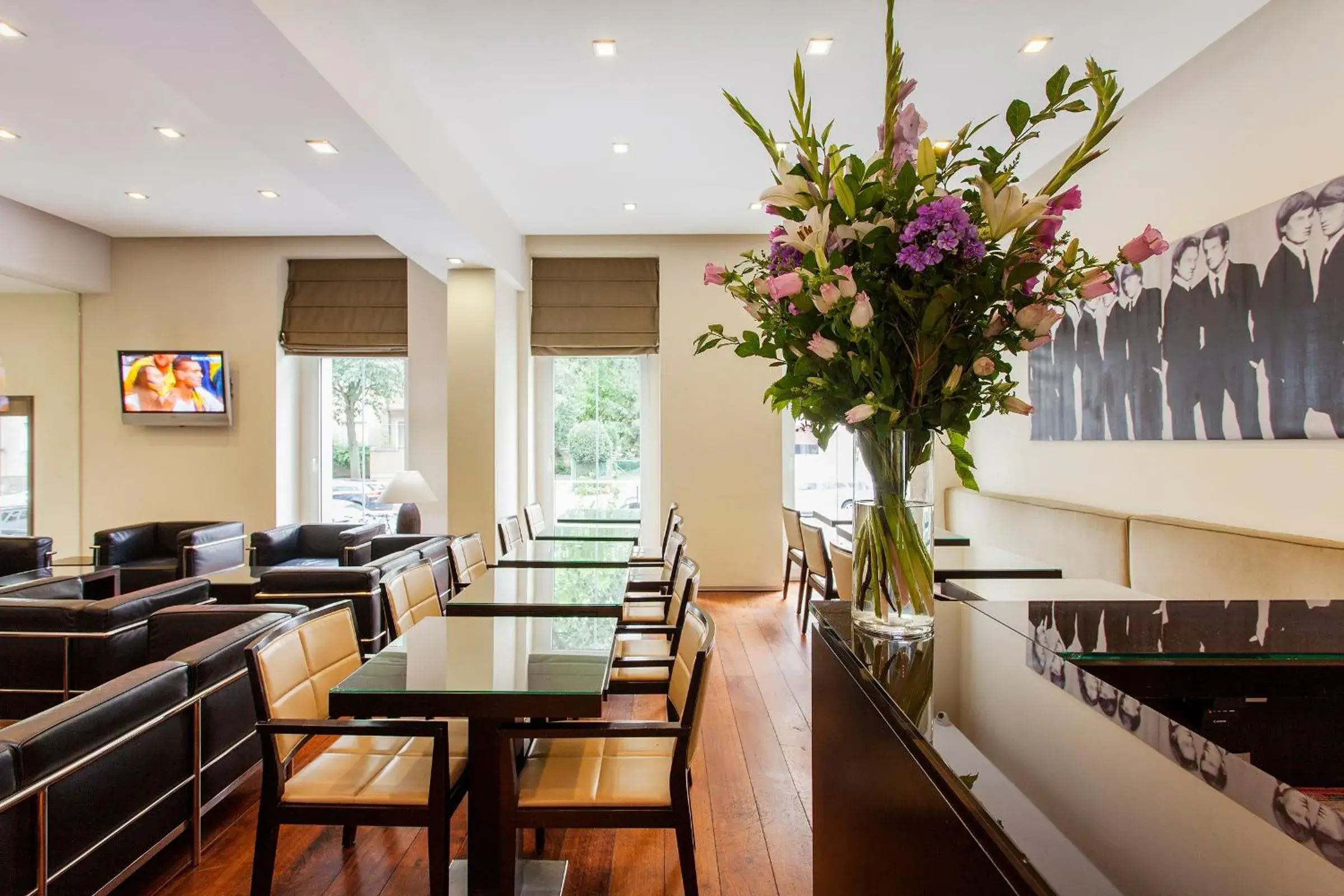 Lounge or bar in Quentin Design Hotel Berlin Lounge or bar in Quentin Design Hotel Berlin