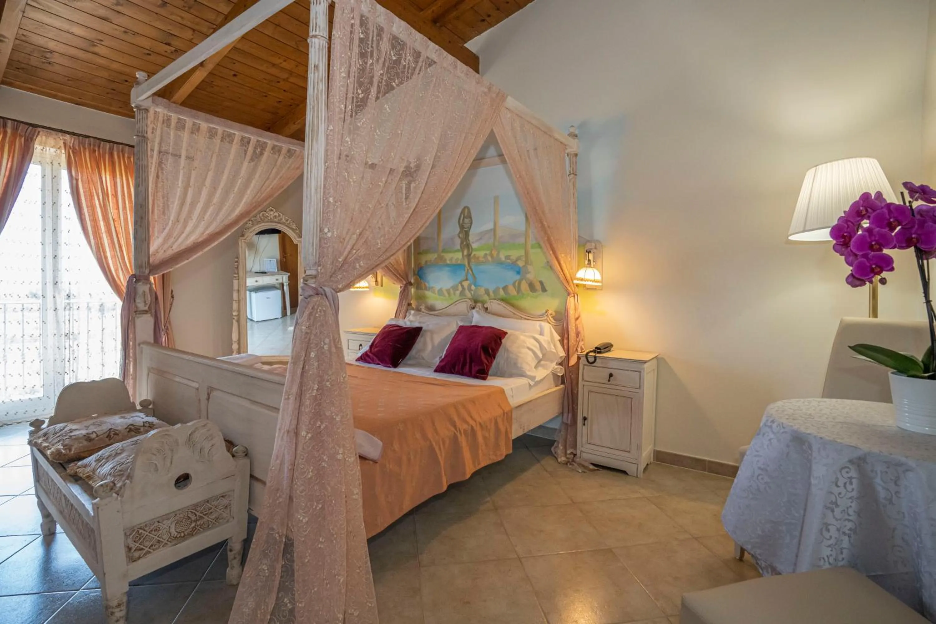 Breakfast, Bed in Hotel Tempio