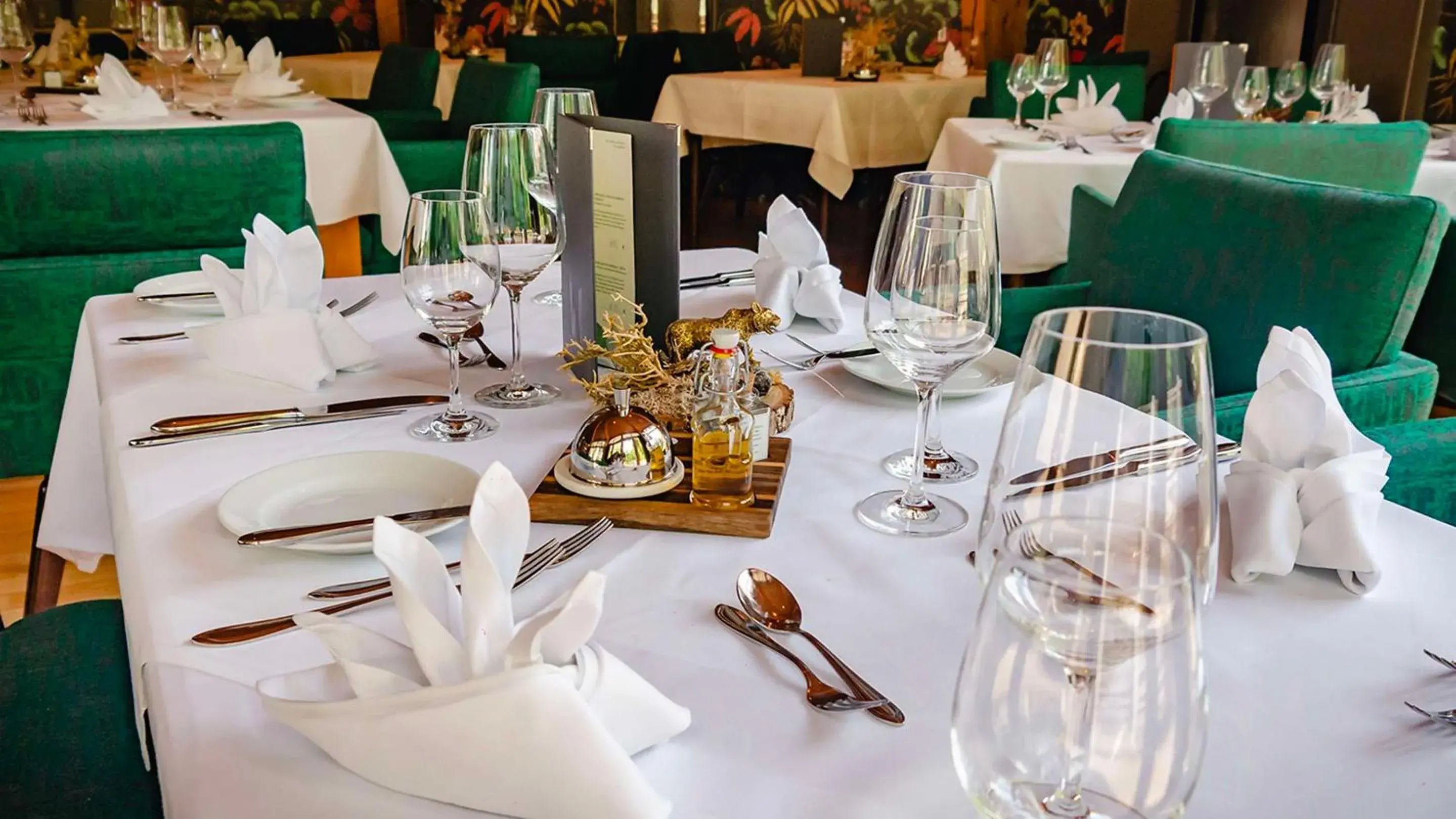 Restaurant/places to eat in Best Western Plus Ostseehotel Waldschloesschen Restaurant/places to eat in Best Western Plus Ostseehotel Waldschloesschen