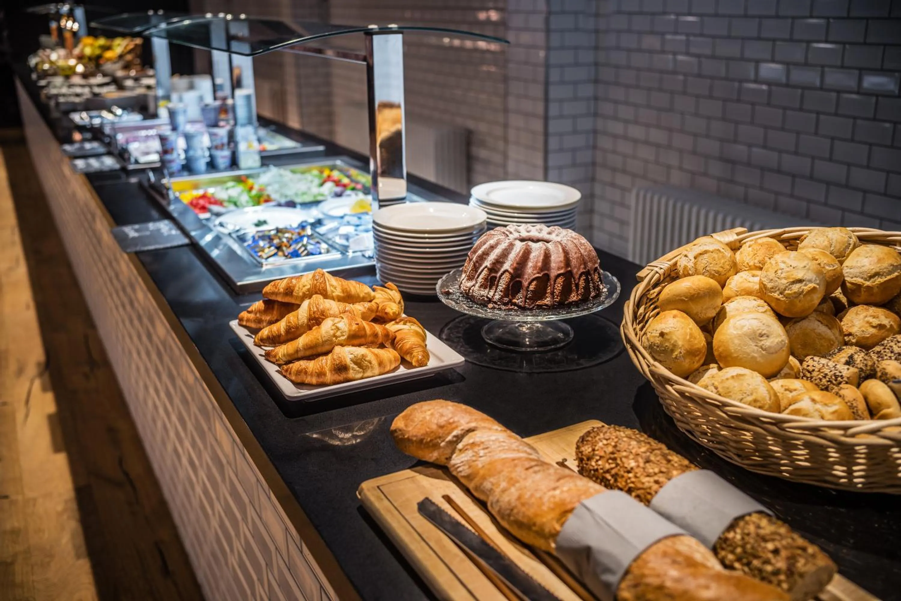 Restaurant/places to eat in Best Western Hotel Kaiserslautern