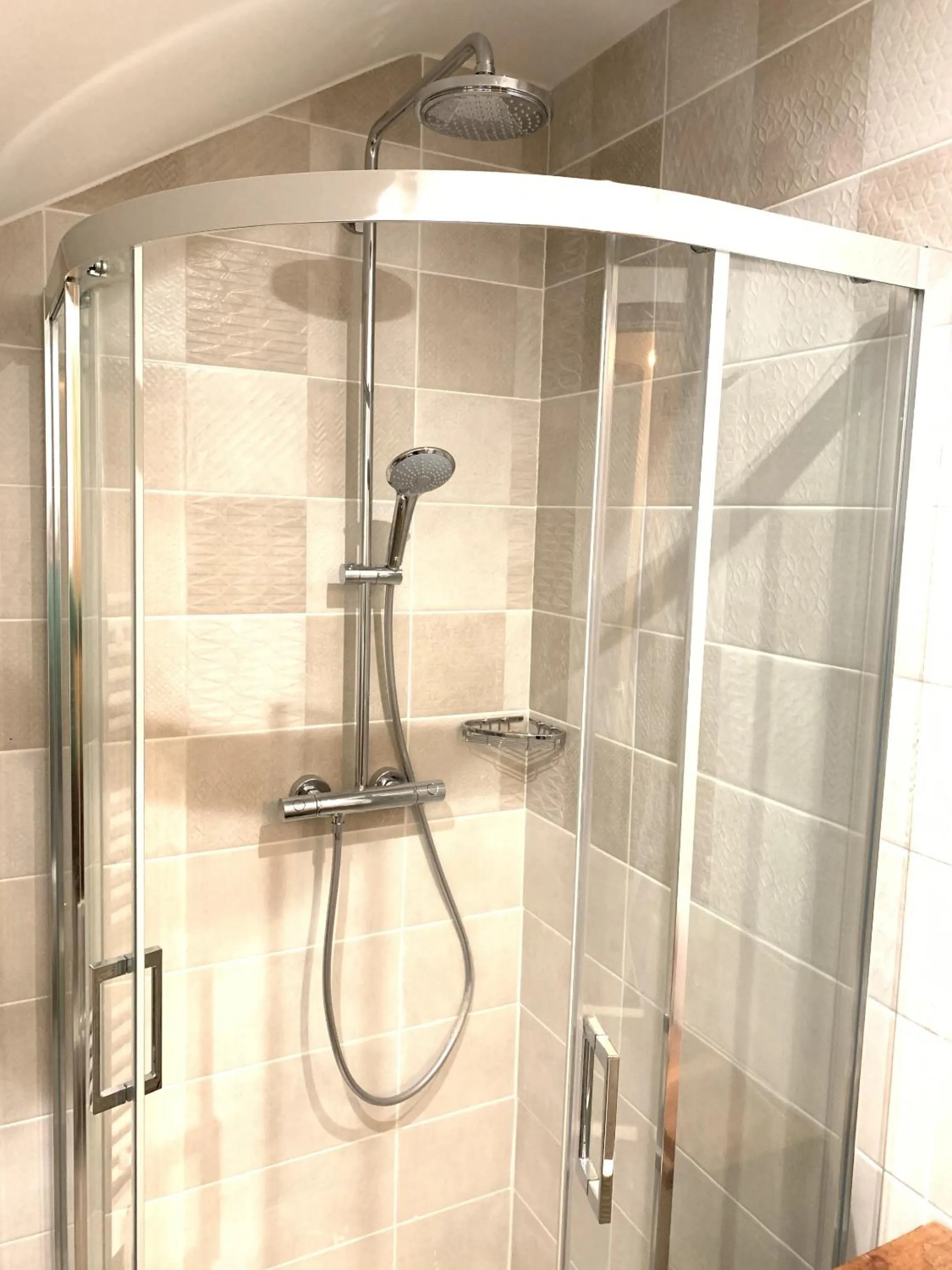 Bathroom in Les Villas d Onalou Kergastel