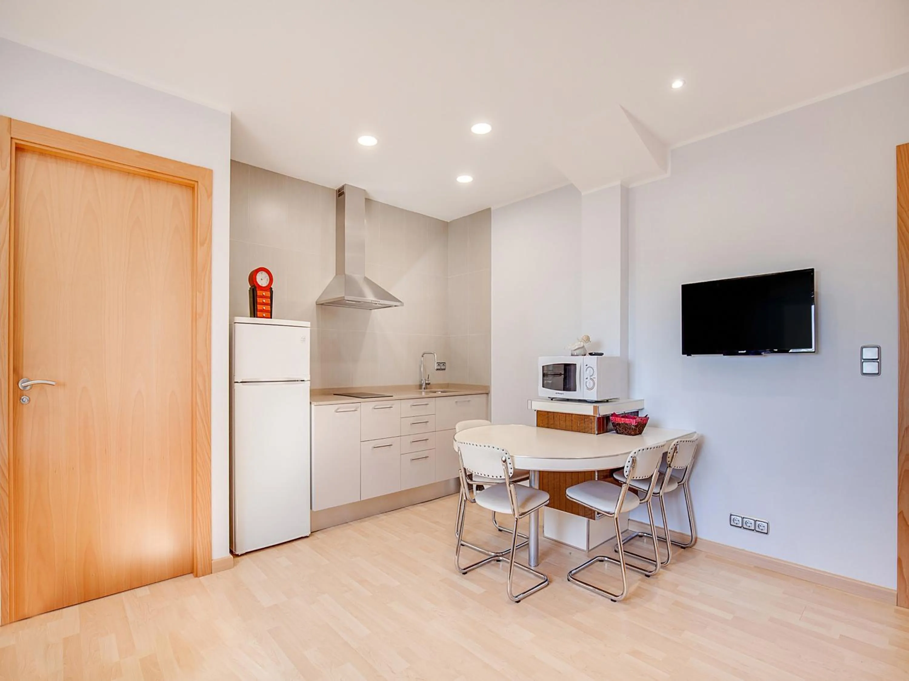 Photo of the whole room in Hotel Restaurante Blanc I Negre 2