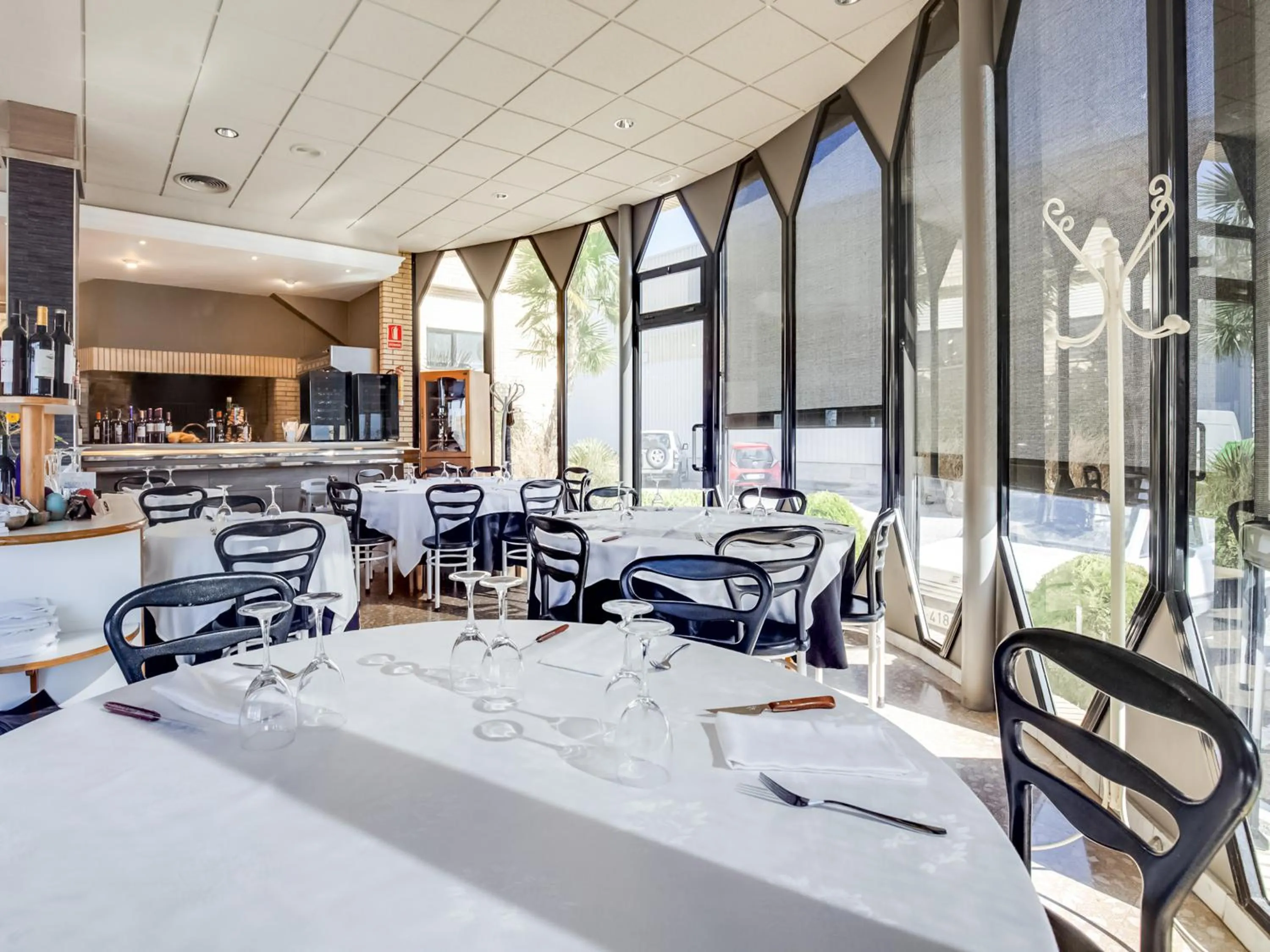 Restaurant/places to eat in Hotel Restaurante Blanc I Negre 2