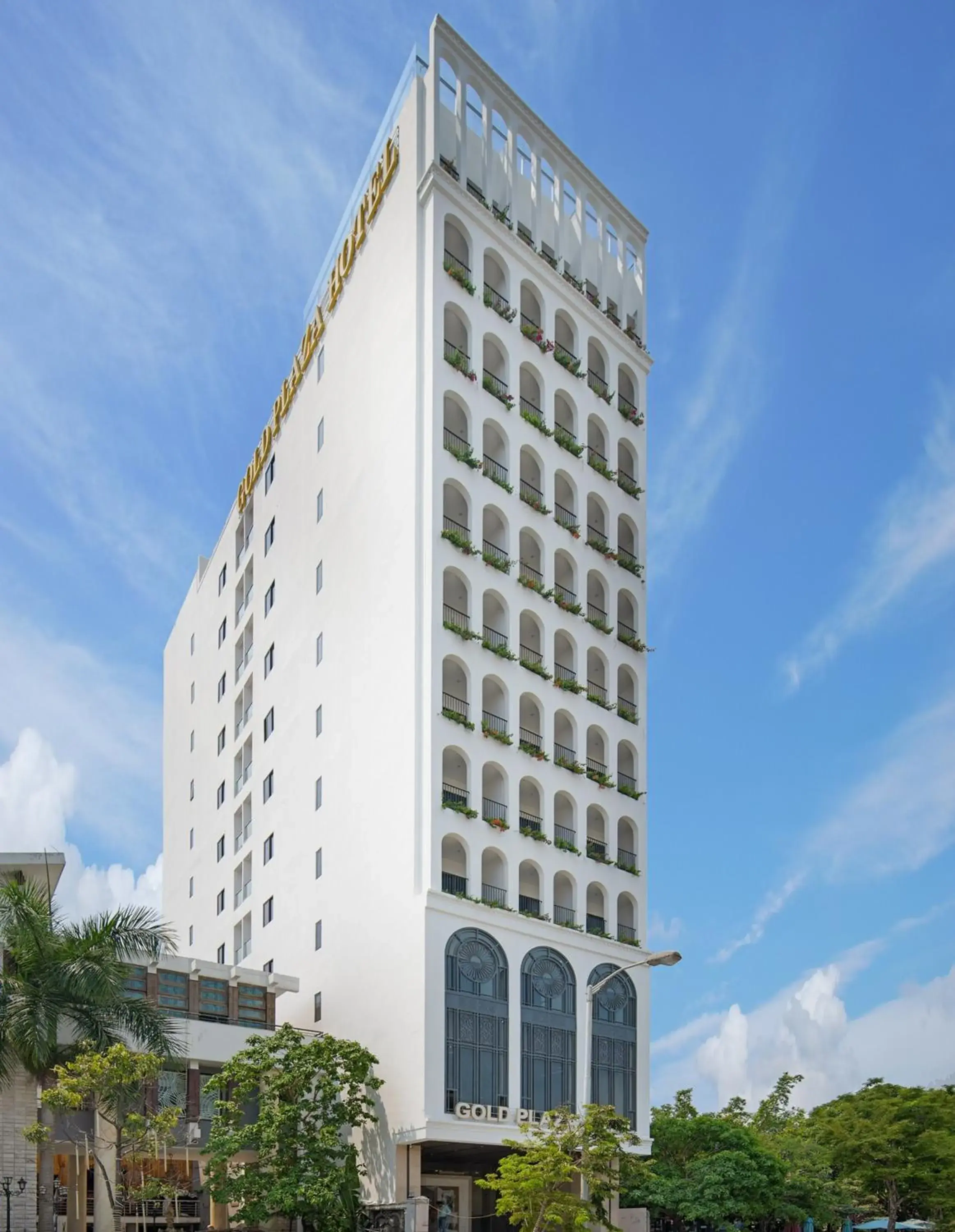 Property building in Gold Plaza Hotel Da Nang Property building in Gold Plaza Hotel Da Nang