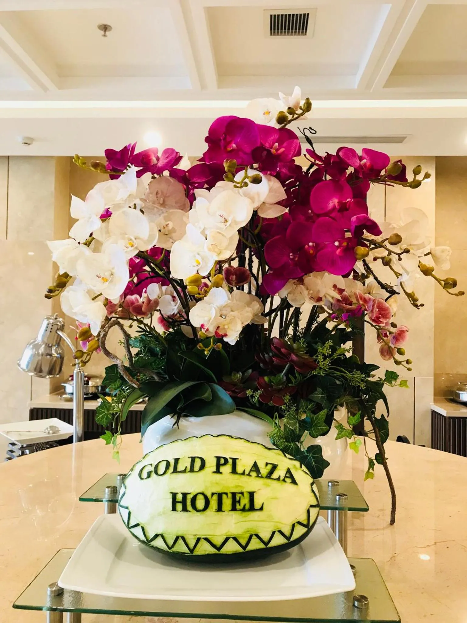 Restaurant/places to eat in Gold Plaza Hotel Da Nang