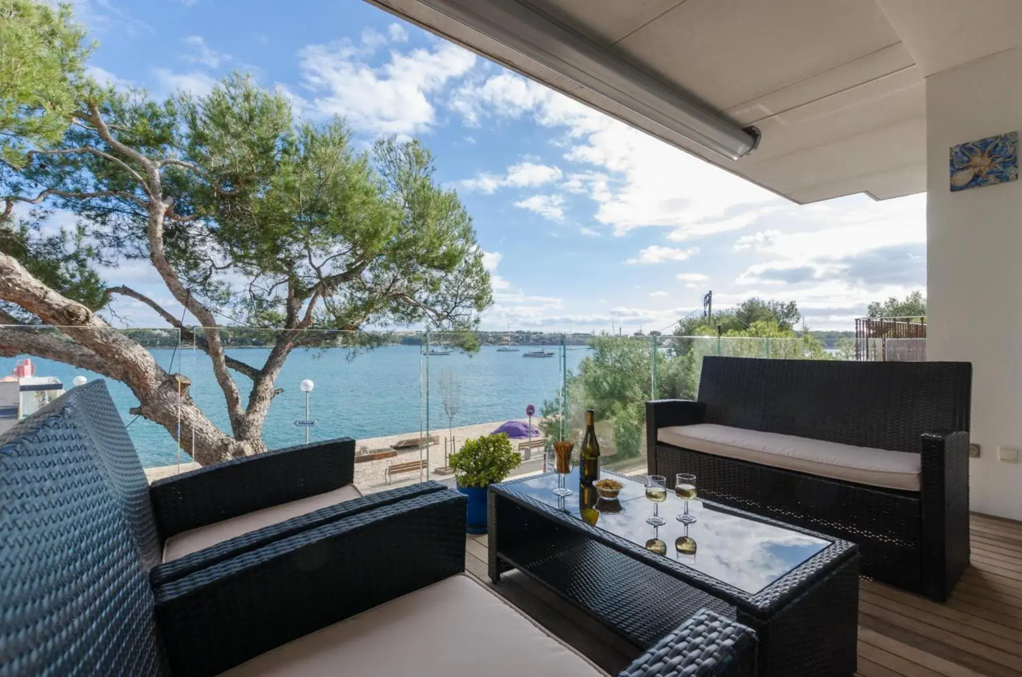Three-Bedroom Apartment in Ponent Three-Bedroom Apartment in Ponent