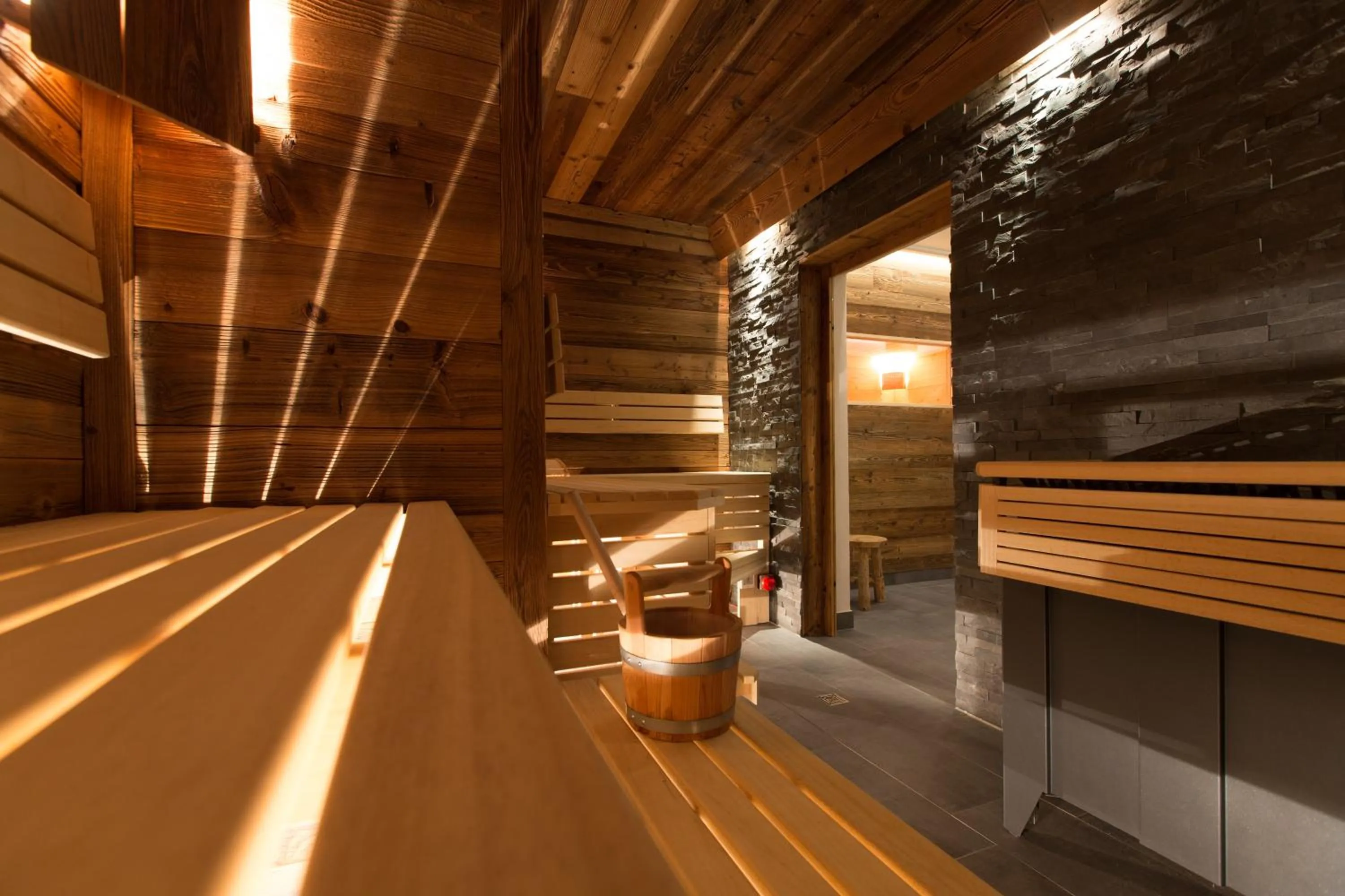 Decorative detail in Hotel Nuhnetal