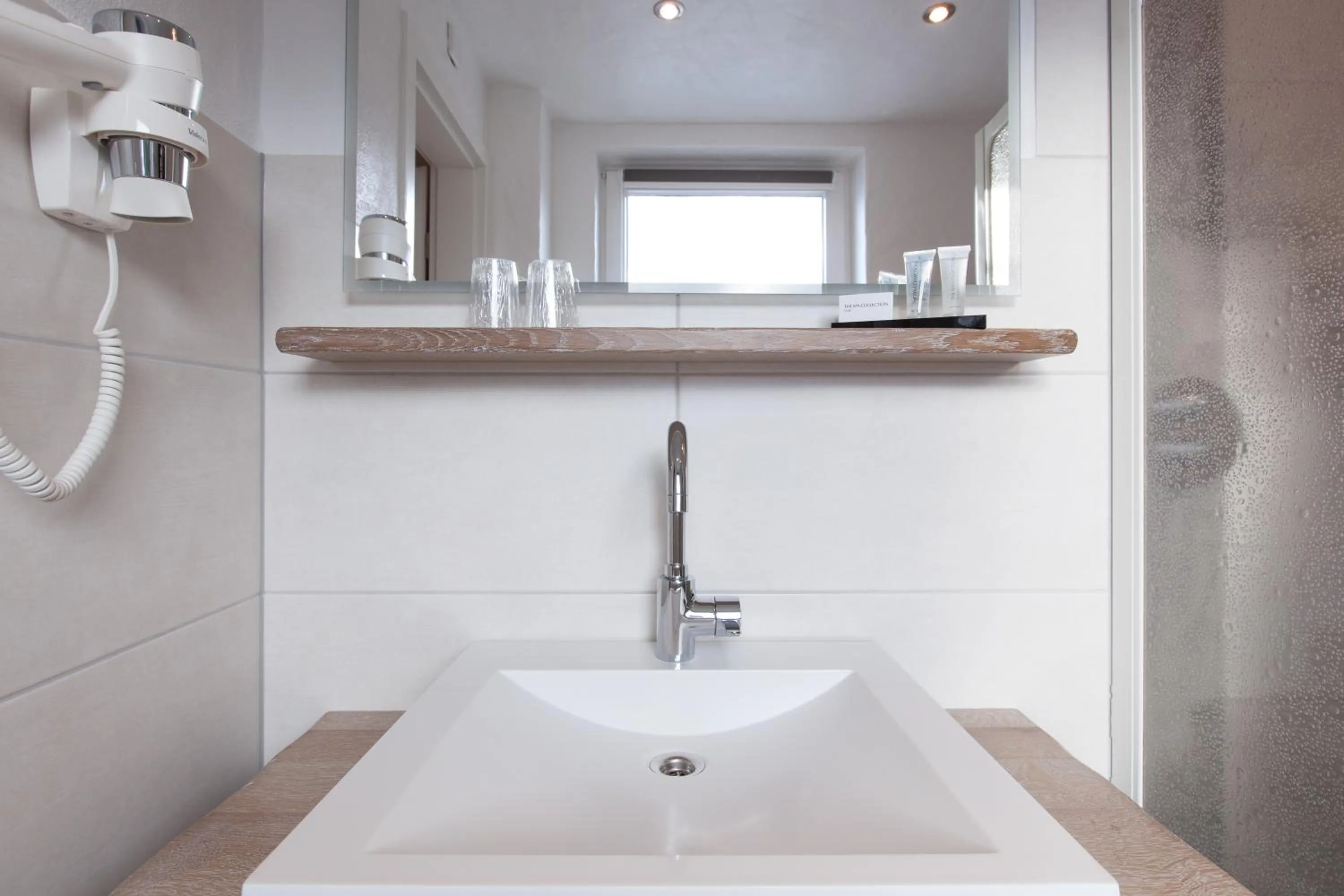 Bathroom in Hotel Nuhnetal