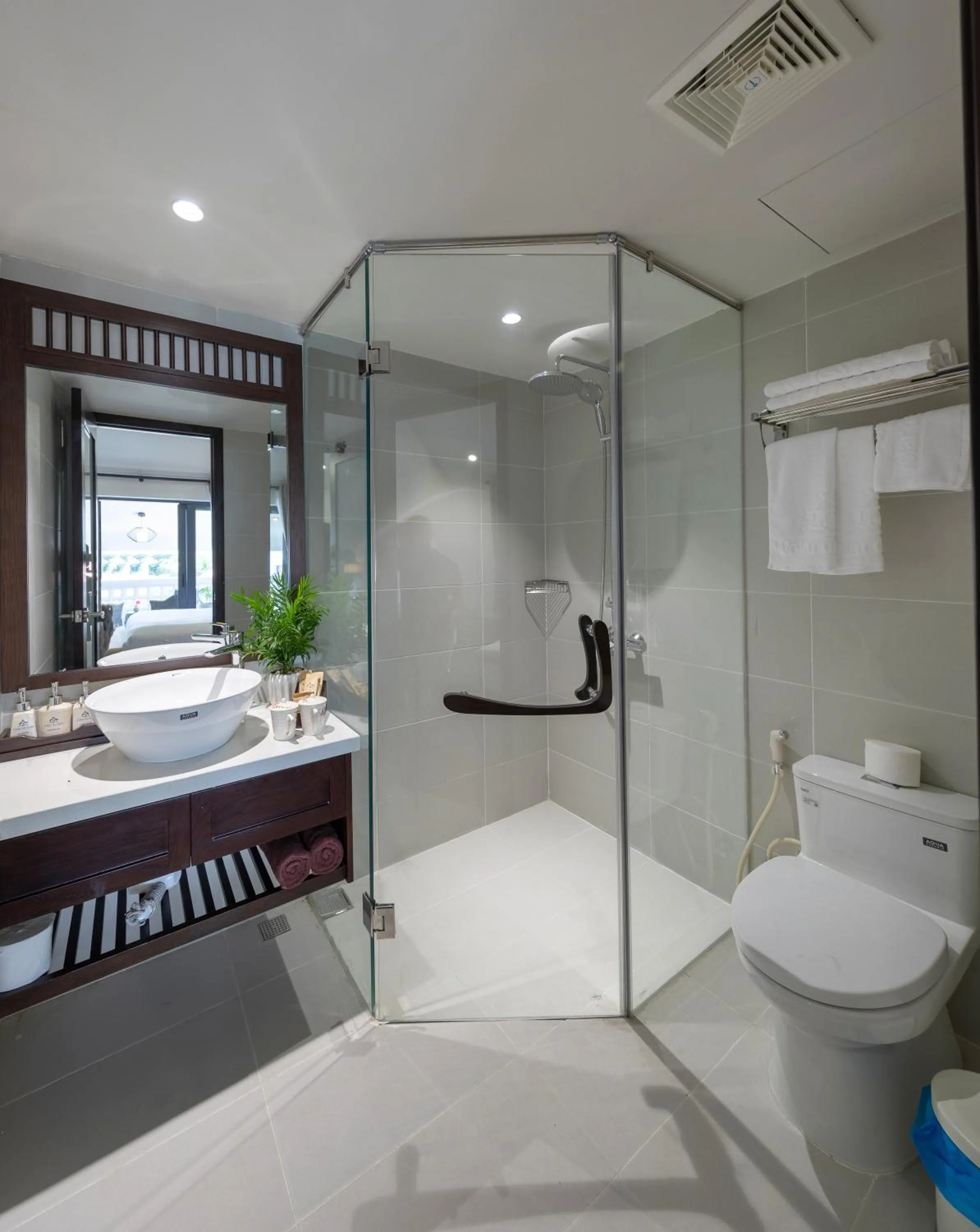 Bathroom in Volar de Faifo Villa