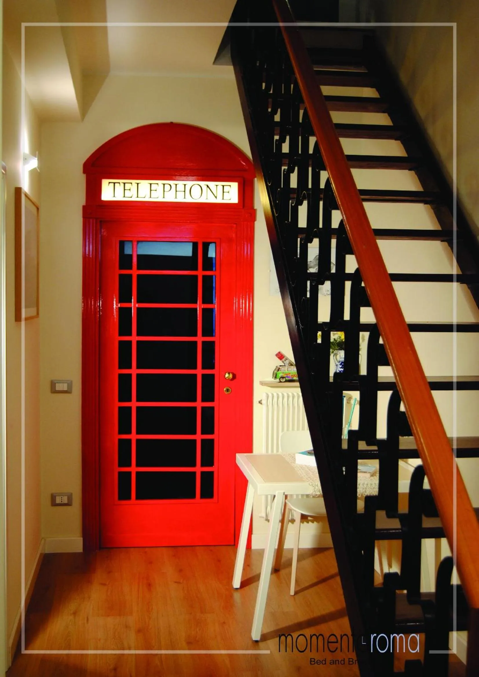 Facade/entrance in Momentoroma b&b