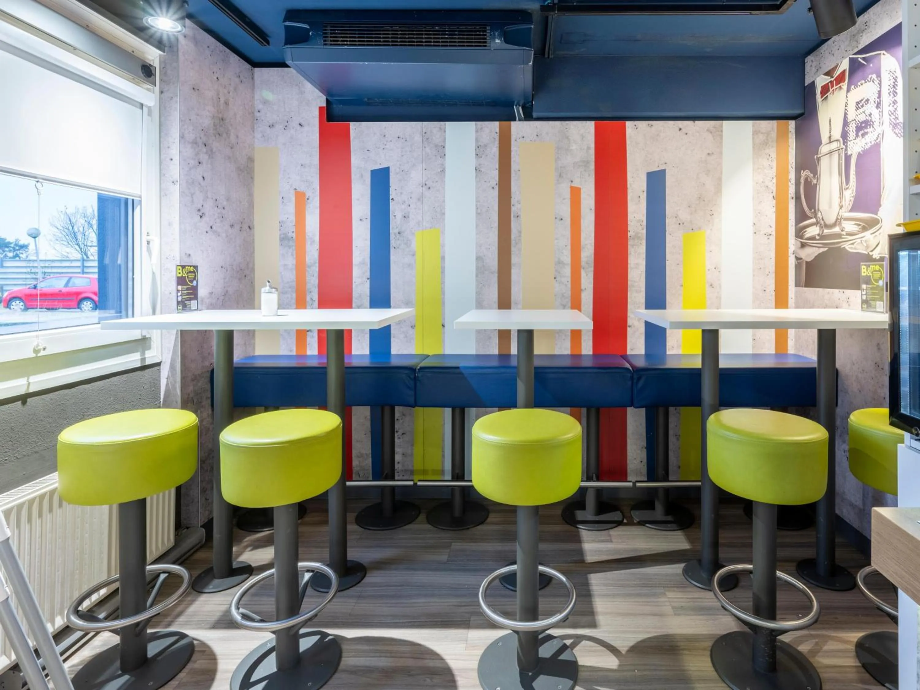 Restaurant/places to eat in ibis budget Düsseldorf Airport