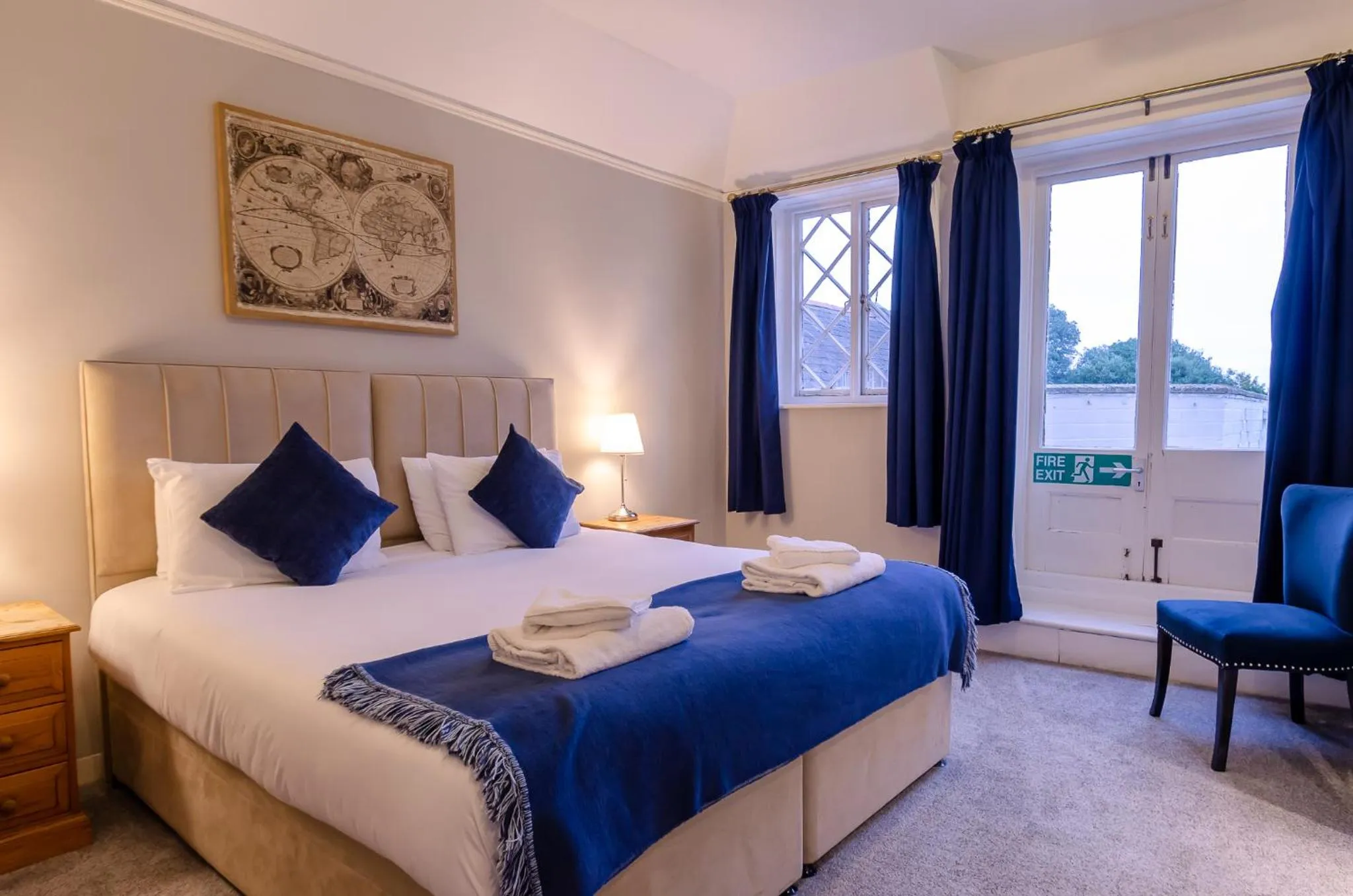 Bedroom in The Alverbank Hotel