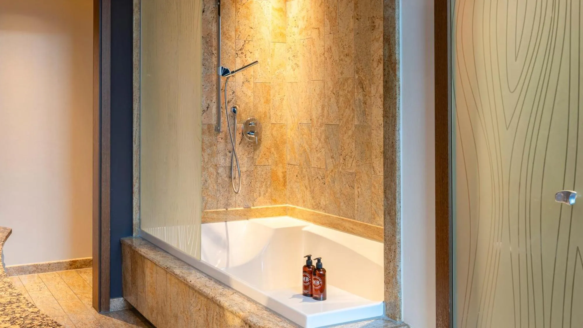 Bath in east Hotel Hamburg