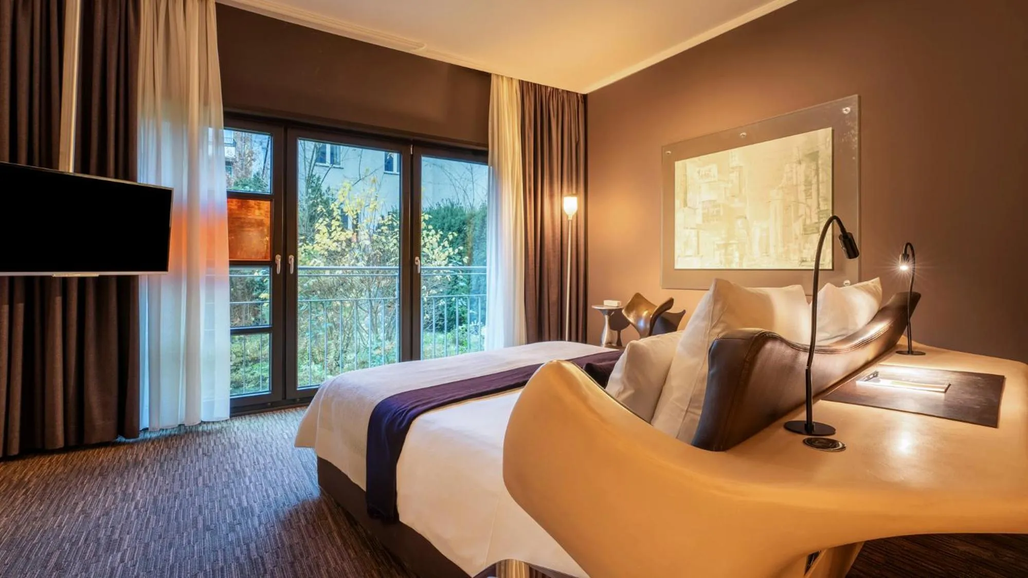 Bed in east Hotel Hamburg