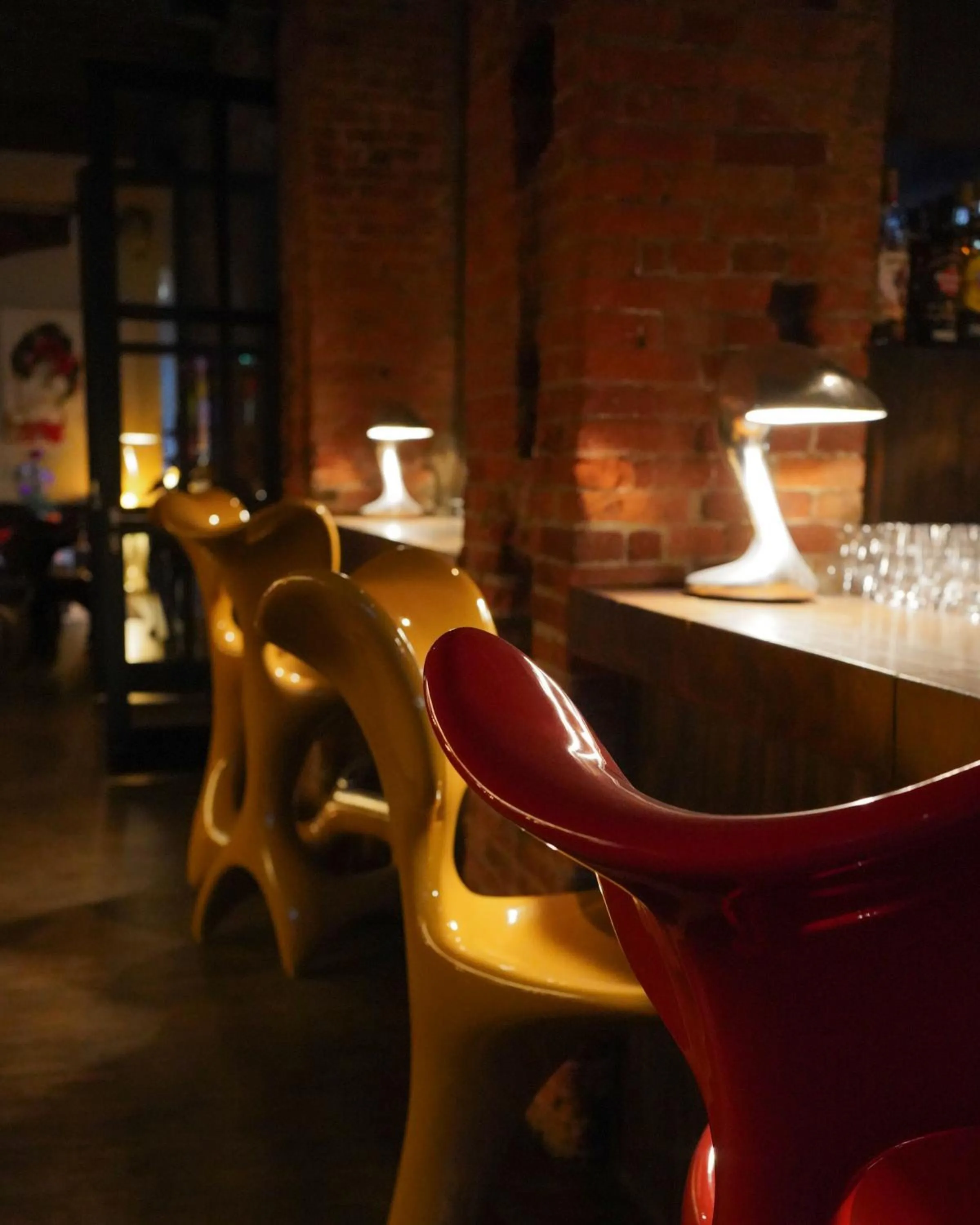 Restaurant/places to eat in east Hotel Hamburg