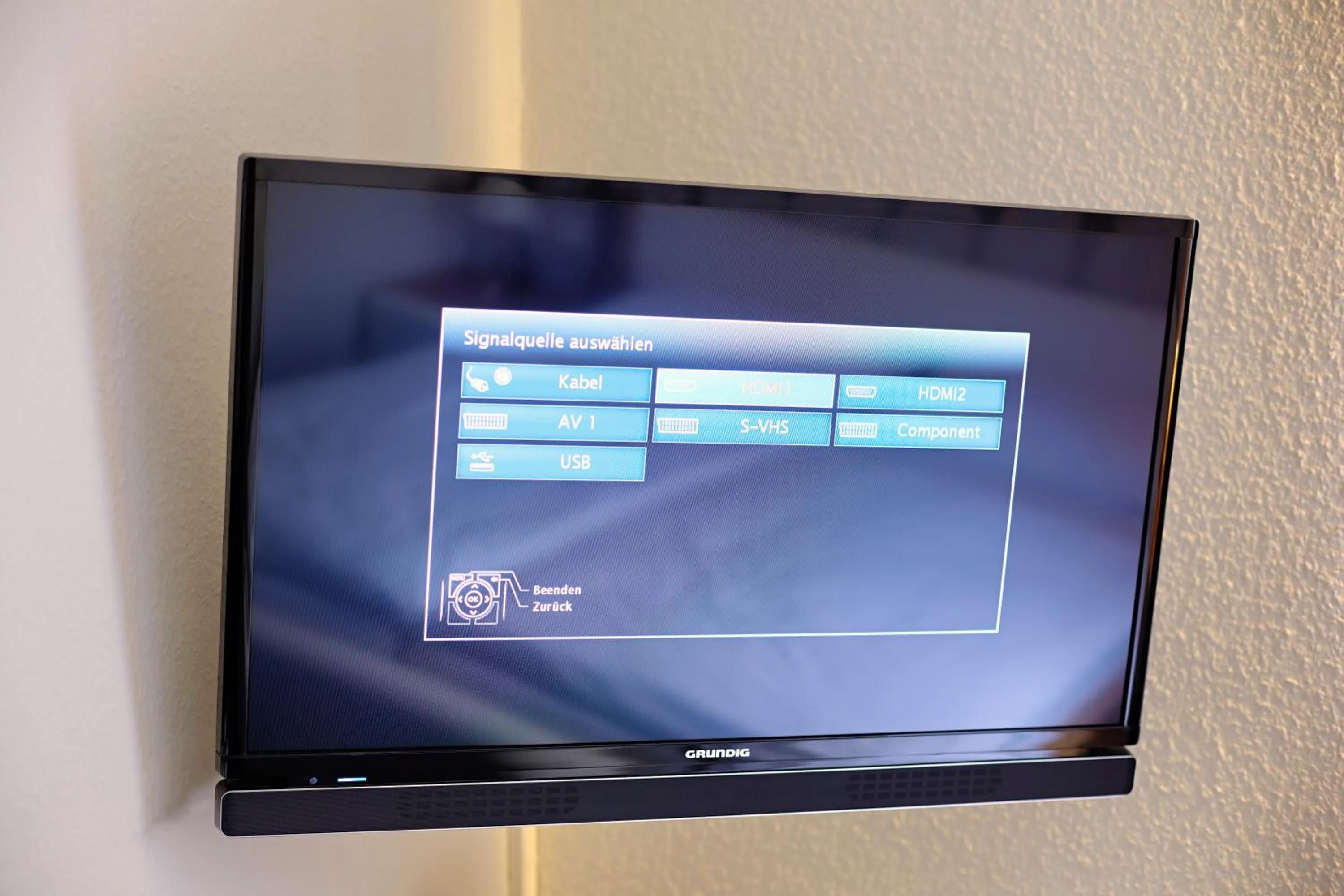 TV and multimedia in Hotel Stadt Grevenbroich mit Klimaanlage