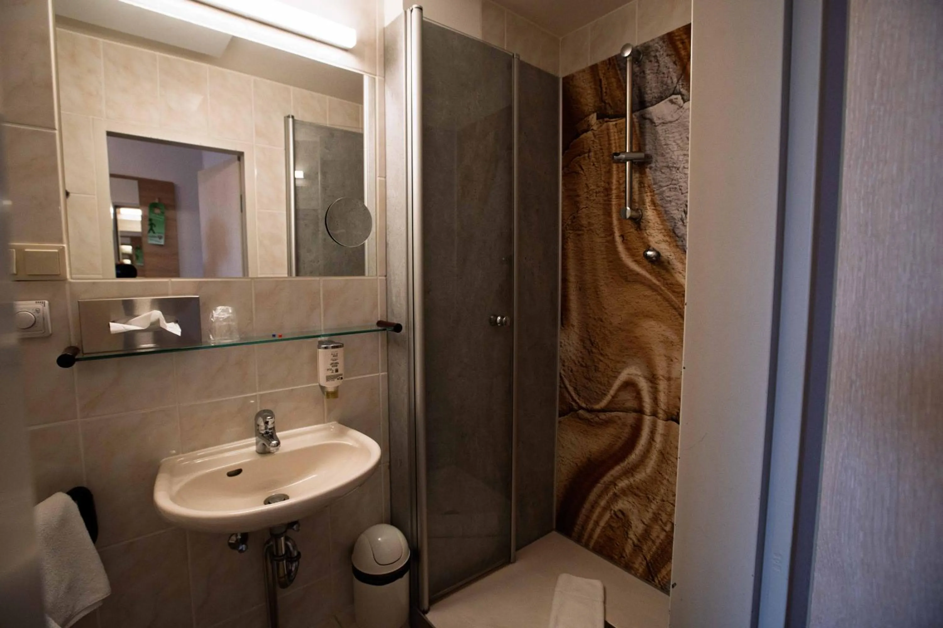 Bathroom in City Hotel Hannover