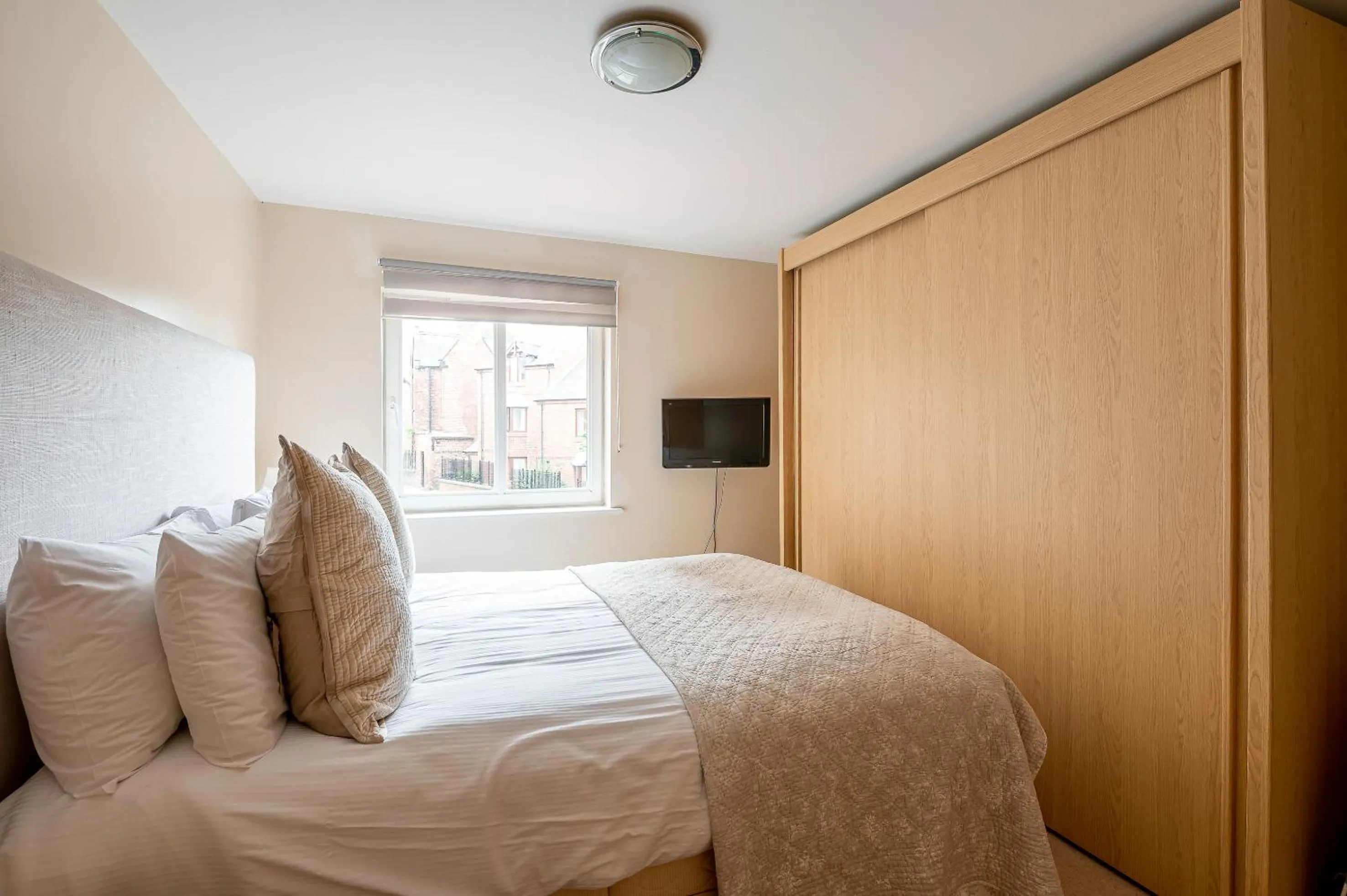 Bed in 4 Crambeck Court