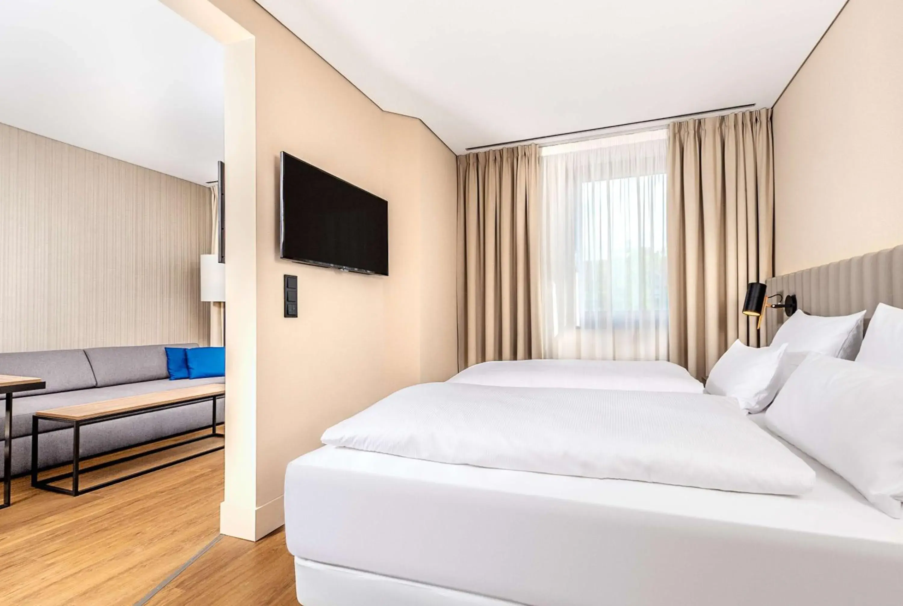 Photo of the whole room, Bed in NH München Unterhaching Photo of the whole room, Bed in NH München Unterhaching