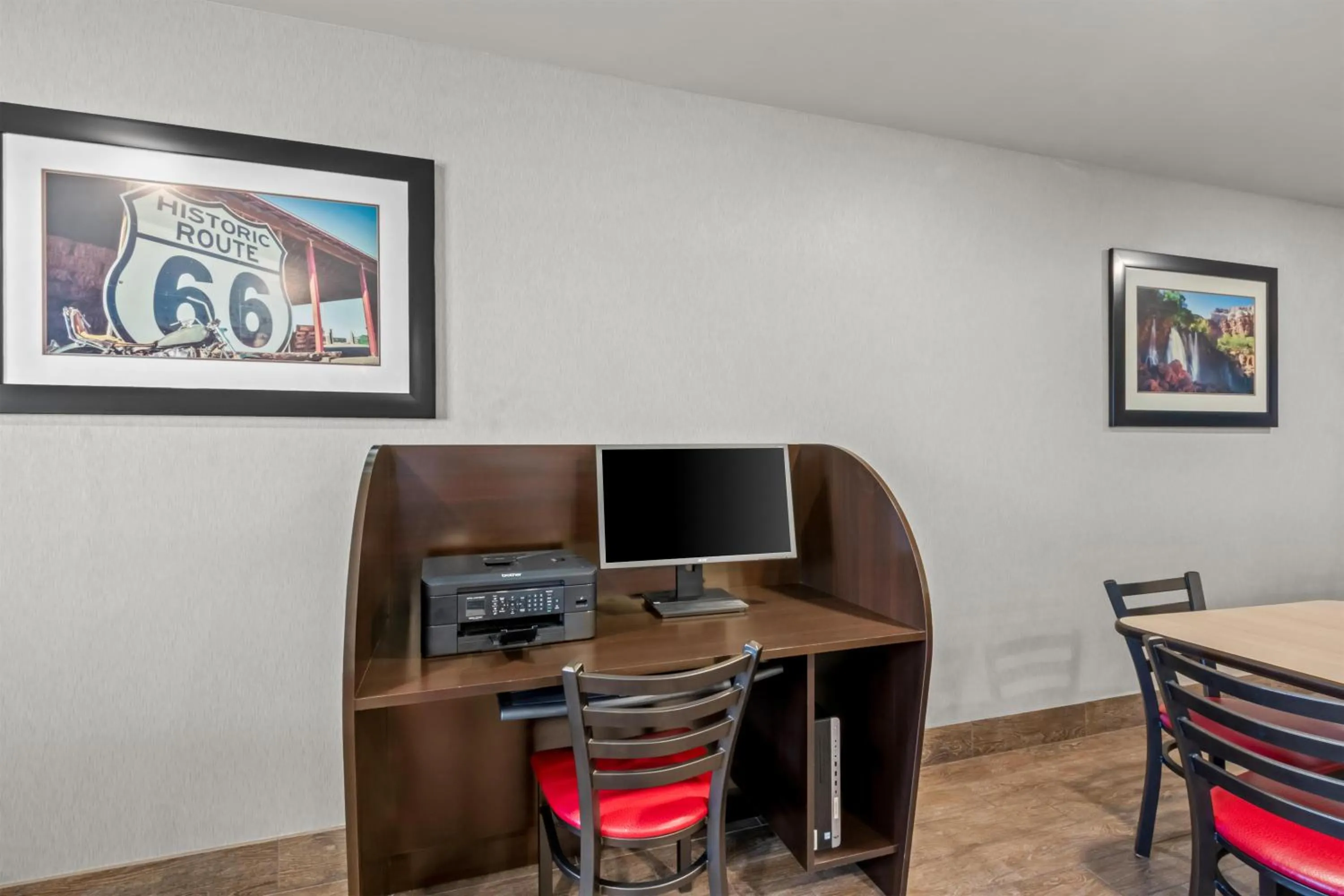 Business facilities in Sonesta Simply Suites Avondale