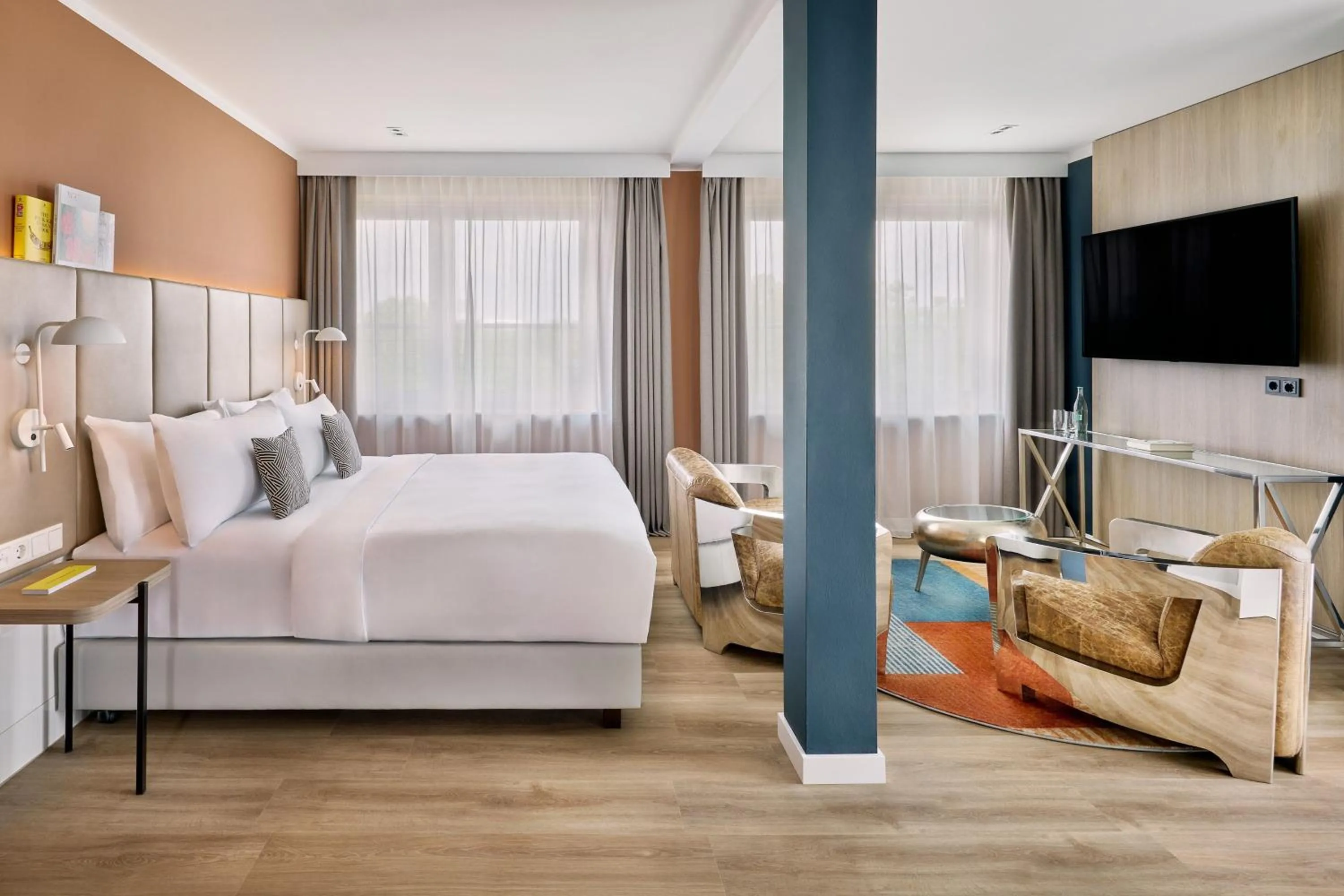 Photo of the whole room, Bed in the Deutz, a Tribute Portfolio Hotel