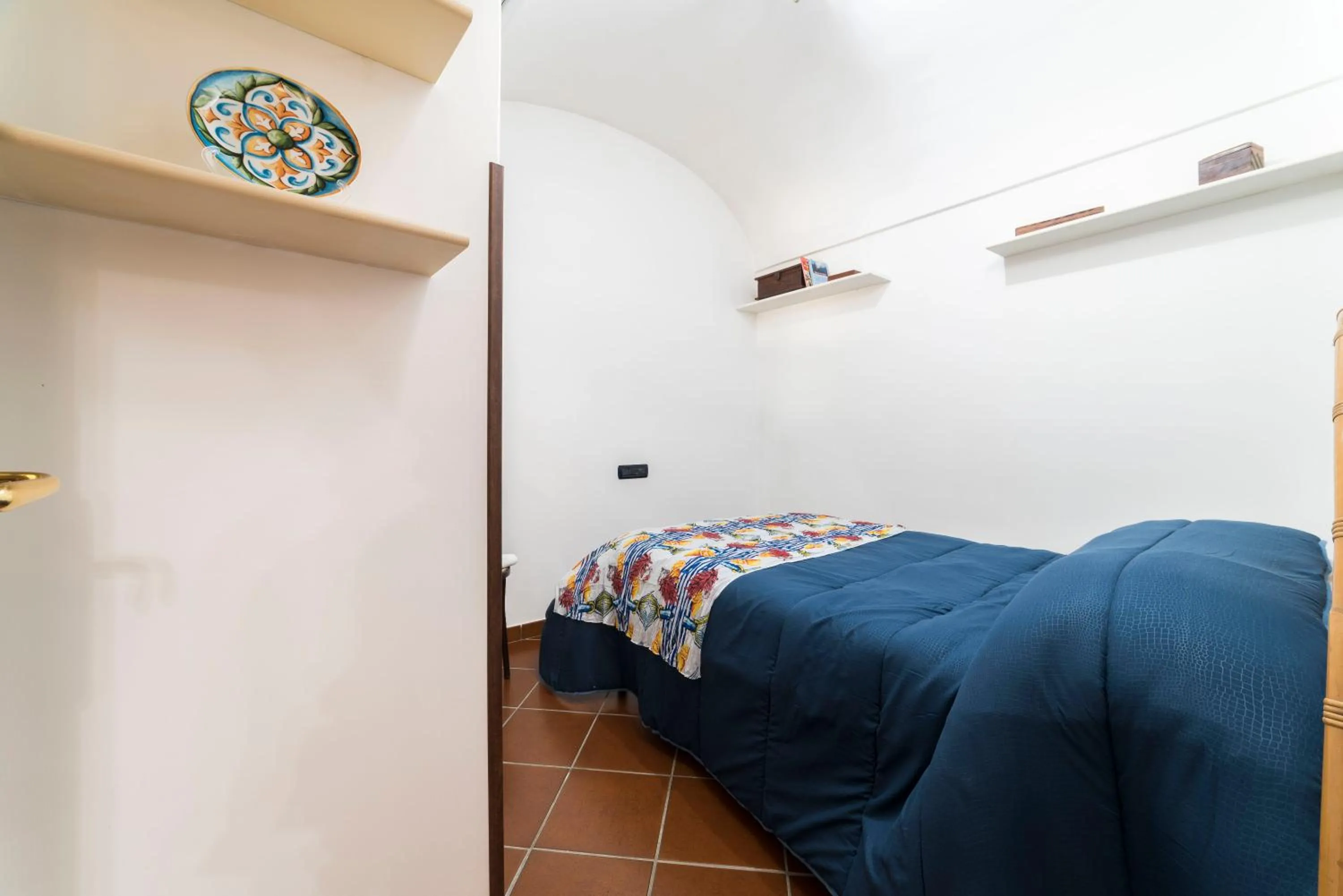 Bedroom, Bed in Estate4home - Namily house