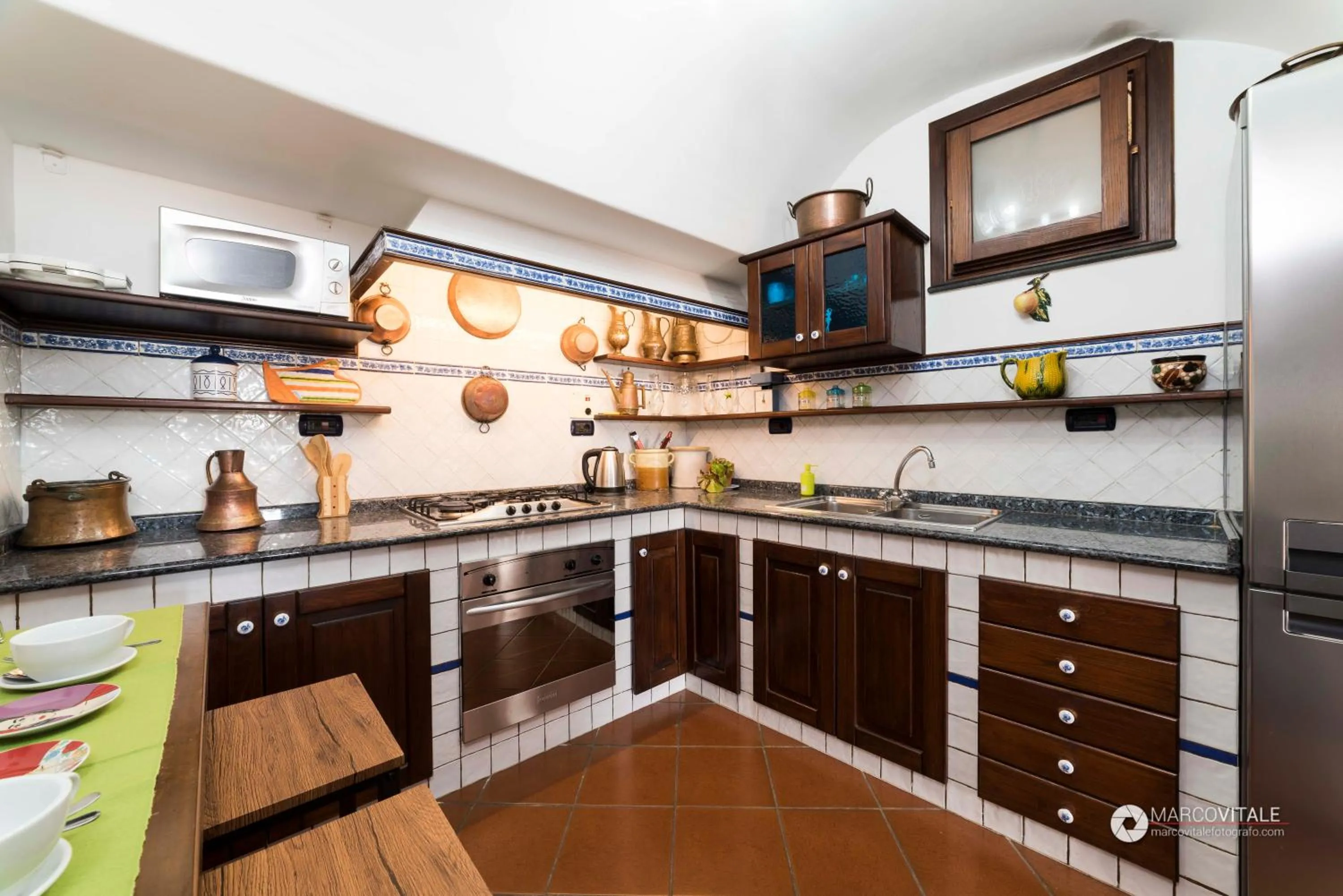 Kitchen or kitchenette in Estate4home - Namily house