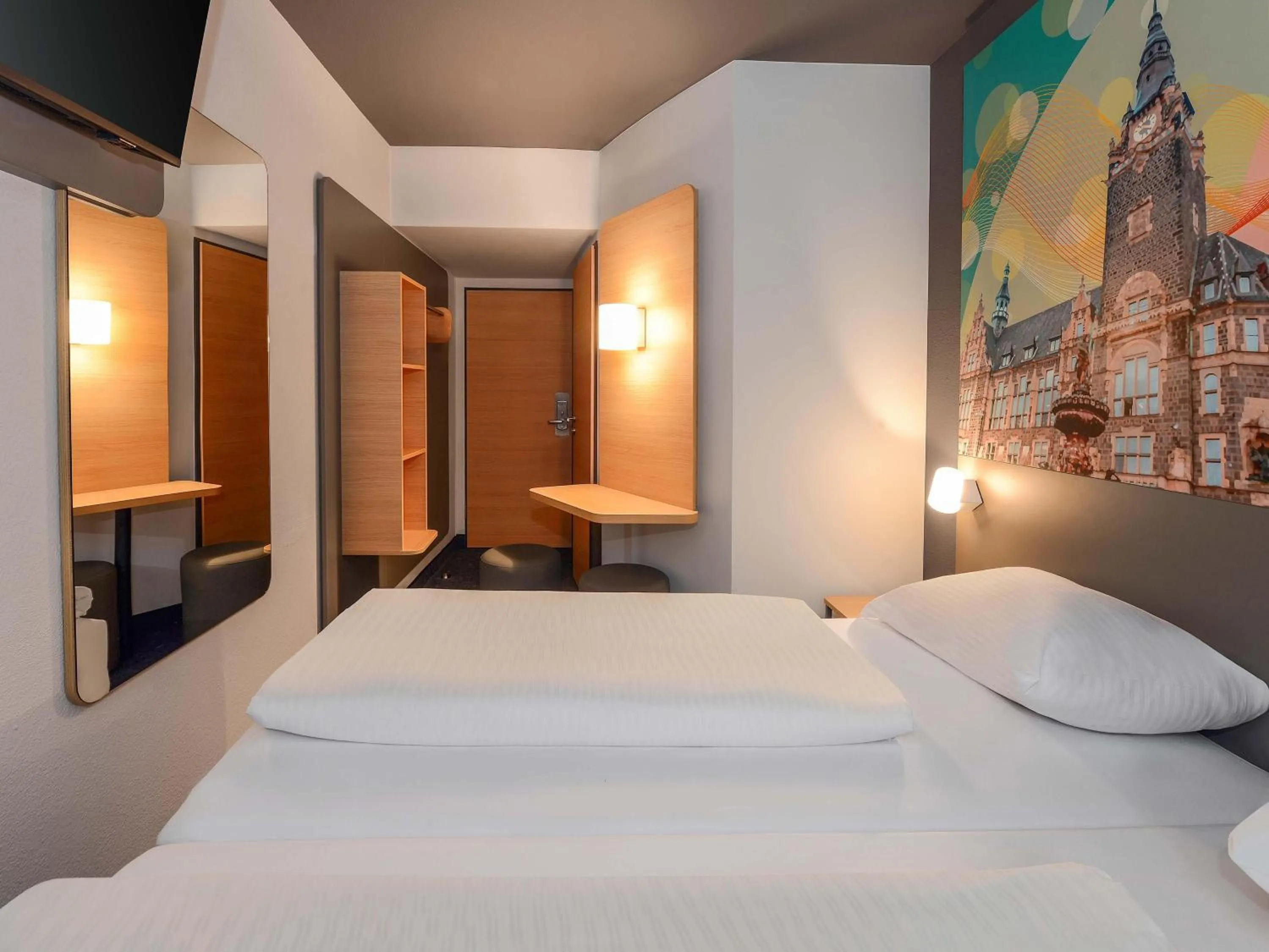 Photo of the whole room, Bed in B&B HOTEL Wuppertal-Oberbarmen