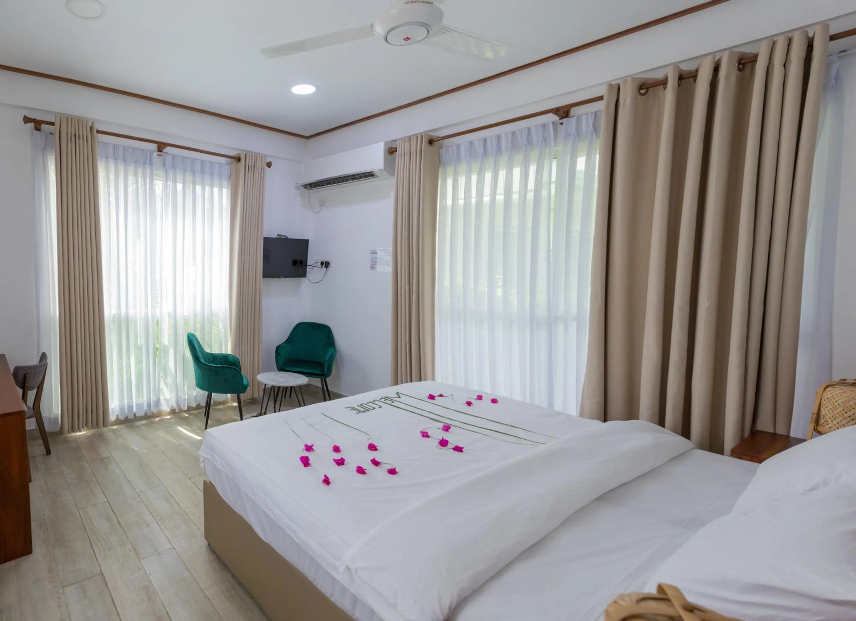 Deluxe Triple Room in Nihaali Maldives