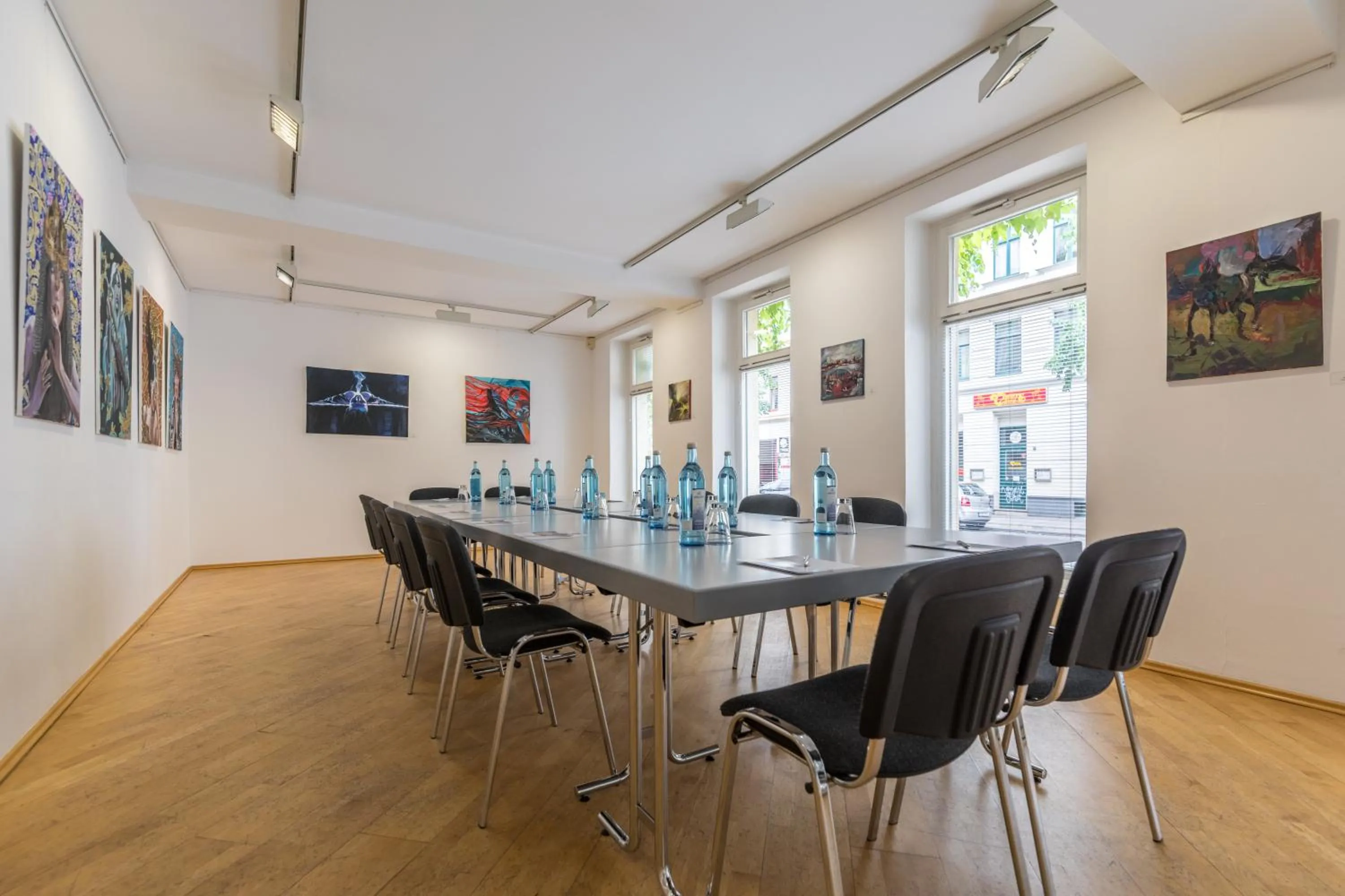 Business facilities in Galerie Hotel Leipziger Hof