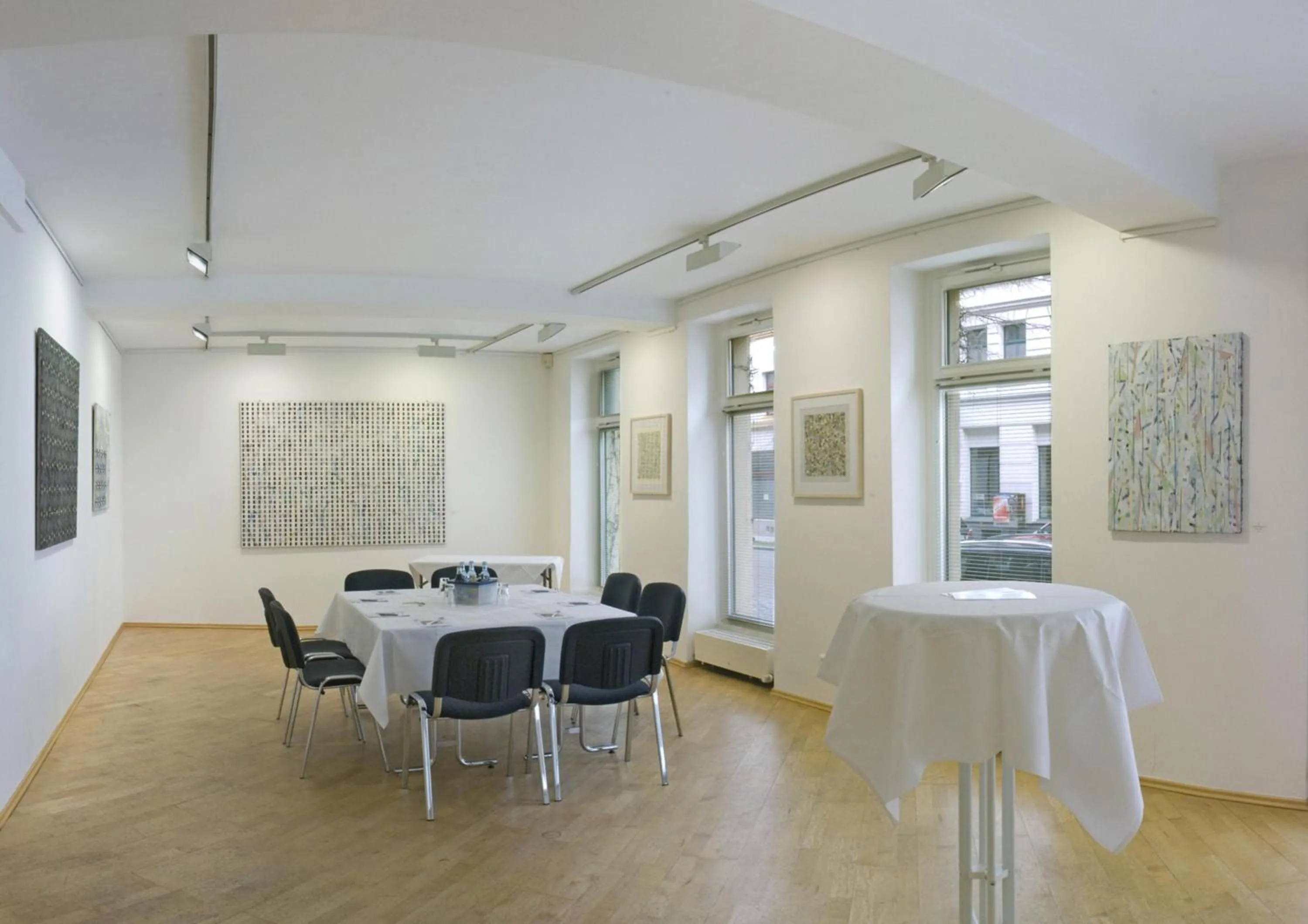 Business facilities in Galerie Hotel Leipziger Hof