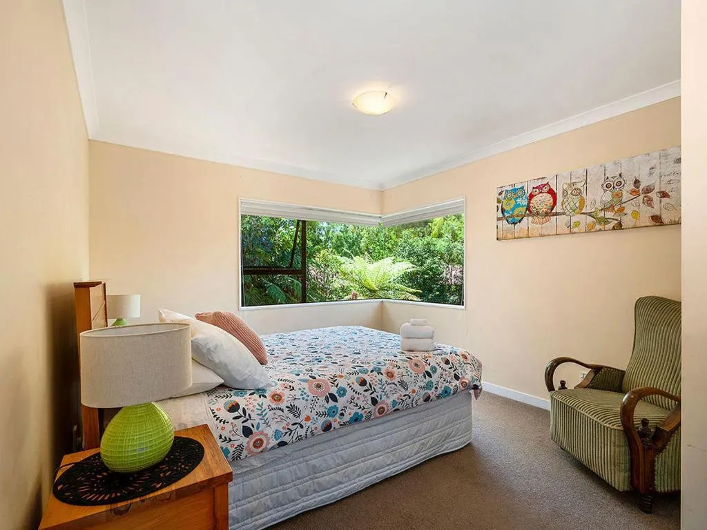 Bed in Acacia Bay Getaway - Lake Taupo Holiday Home