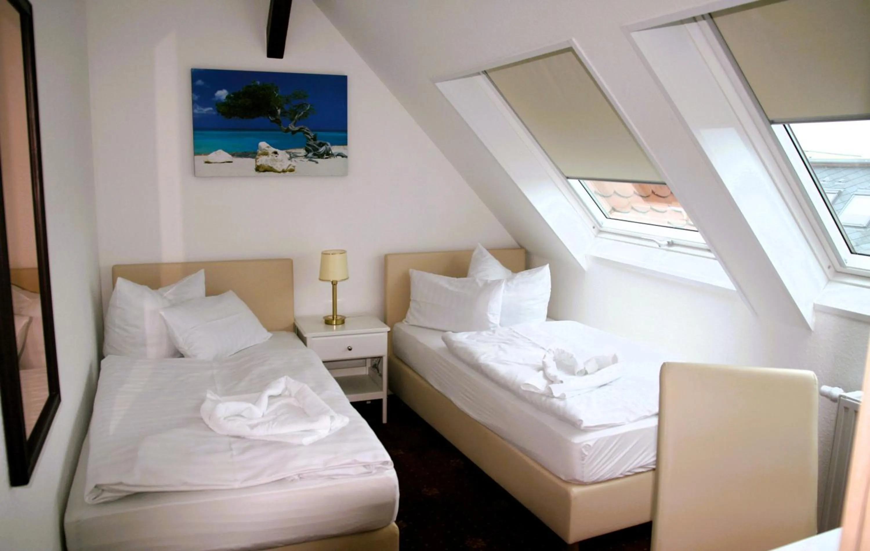 Bed in Hotel Alt-Connewitz