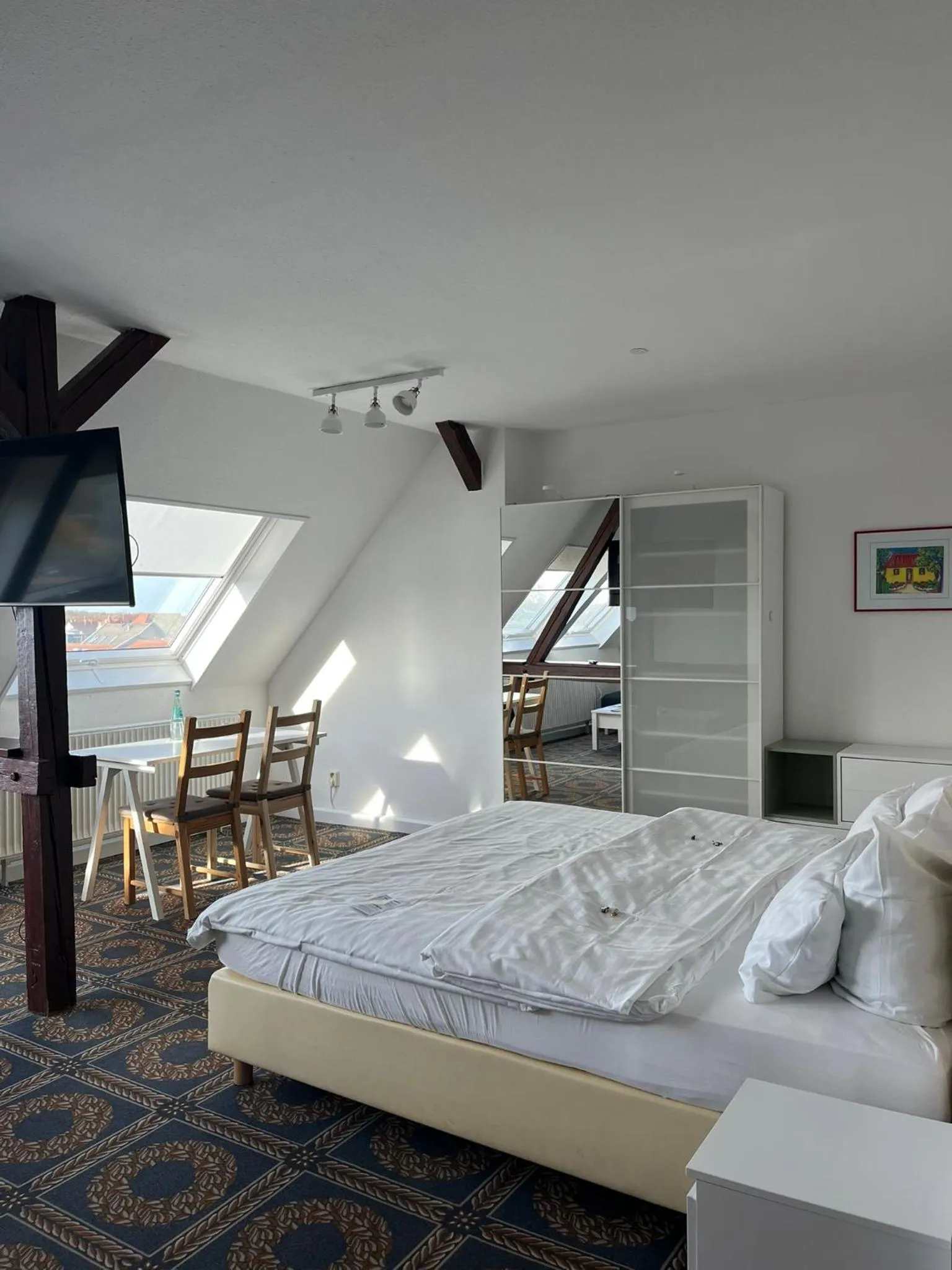 Bed in Hotel Alt-Connewitz