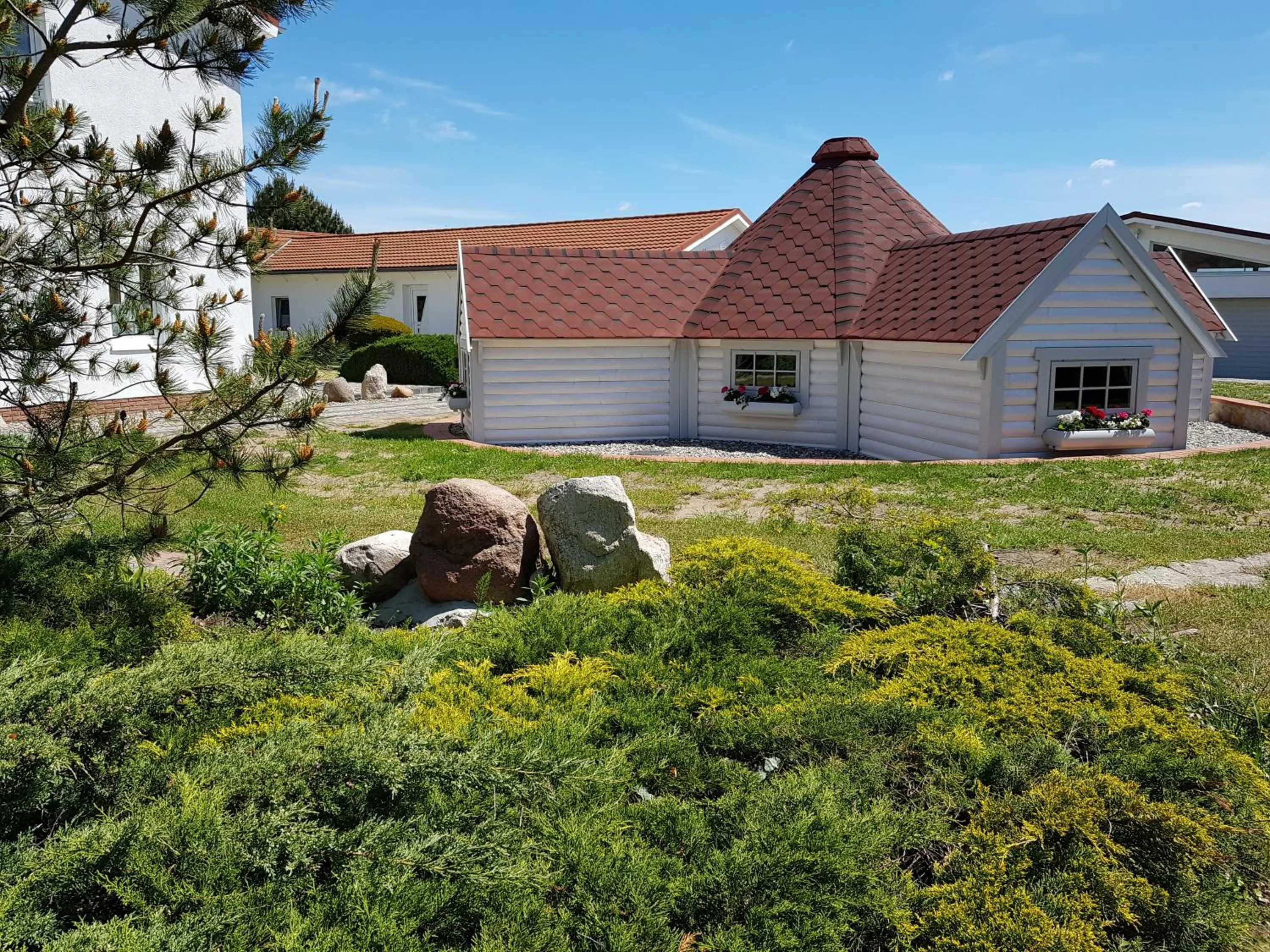 Communal lounge/ TV room in Landhotel Pathes Hof
