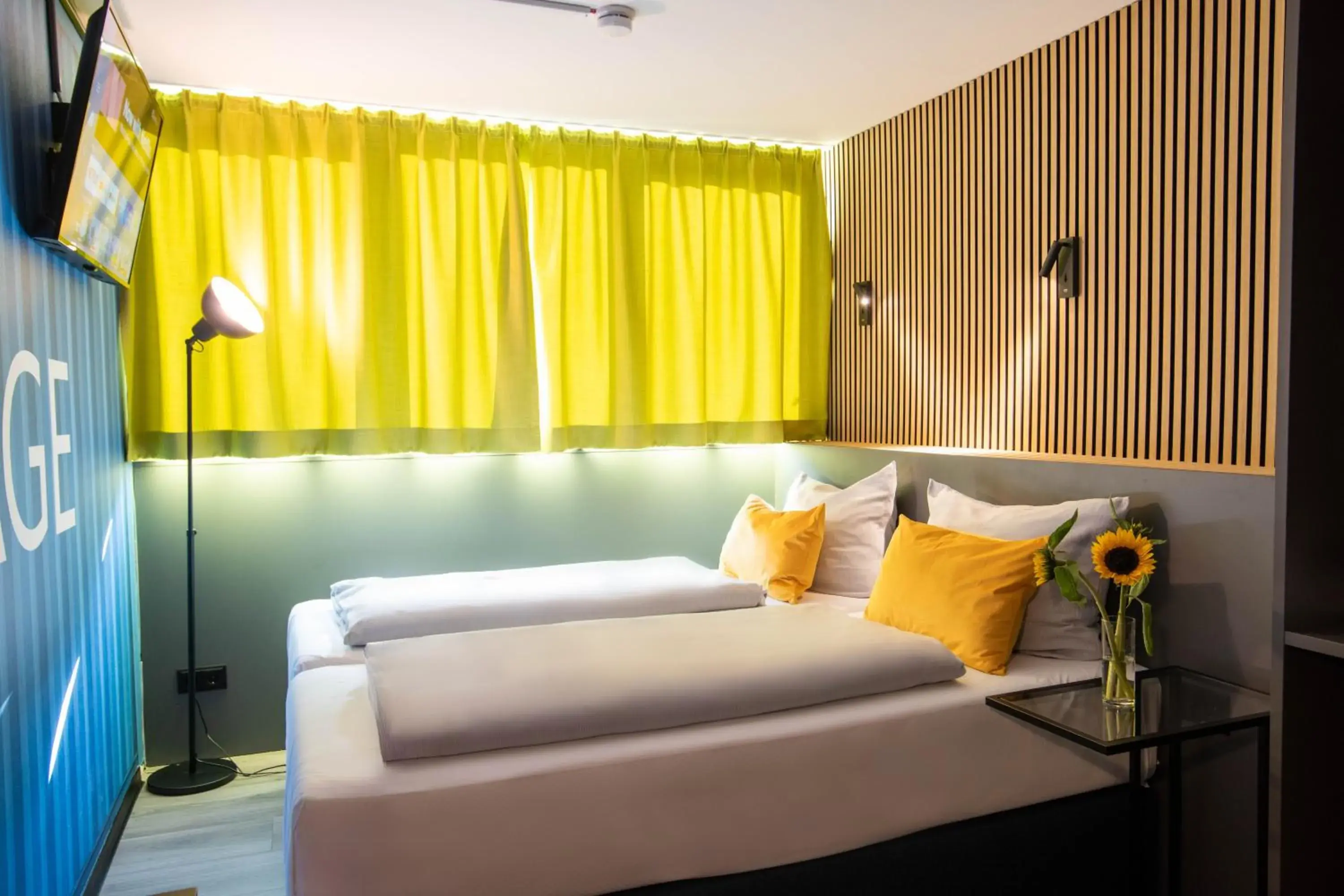 Photo of the whole room, Bed in BeeVillage Messehotel Hannover Laatzen Photo of the whole room, Bed in BeeVillage Messehotel Hannover Laatzen