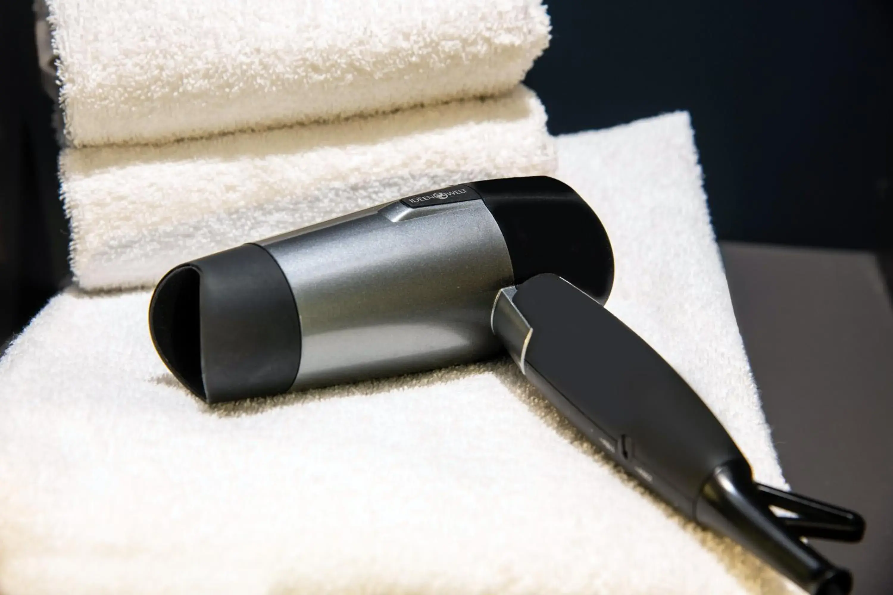 room service in BeeVillage Messehotel Hannover Laatzen room service in BeeVillage Messehotel Hannover Laatzen