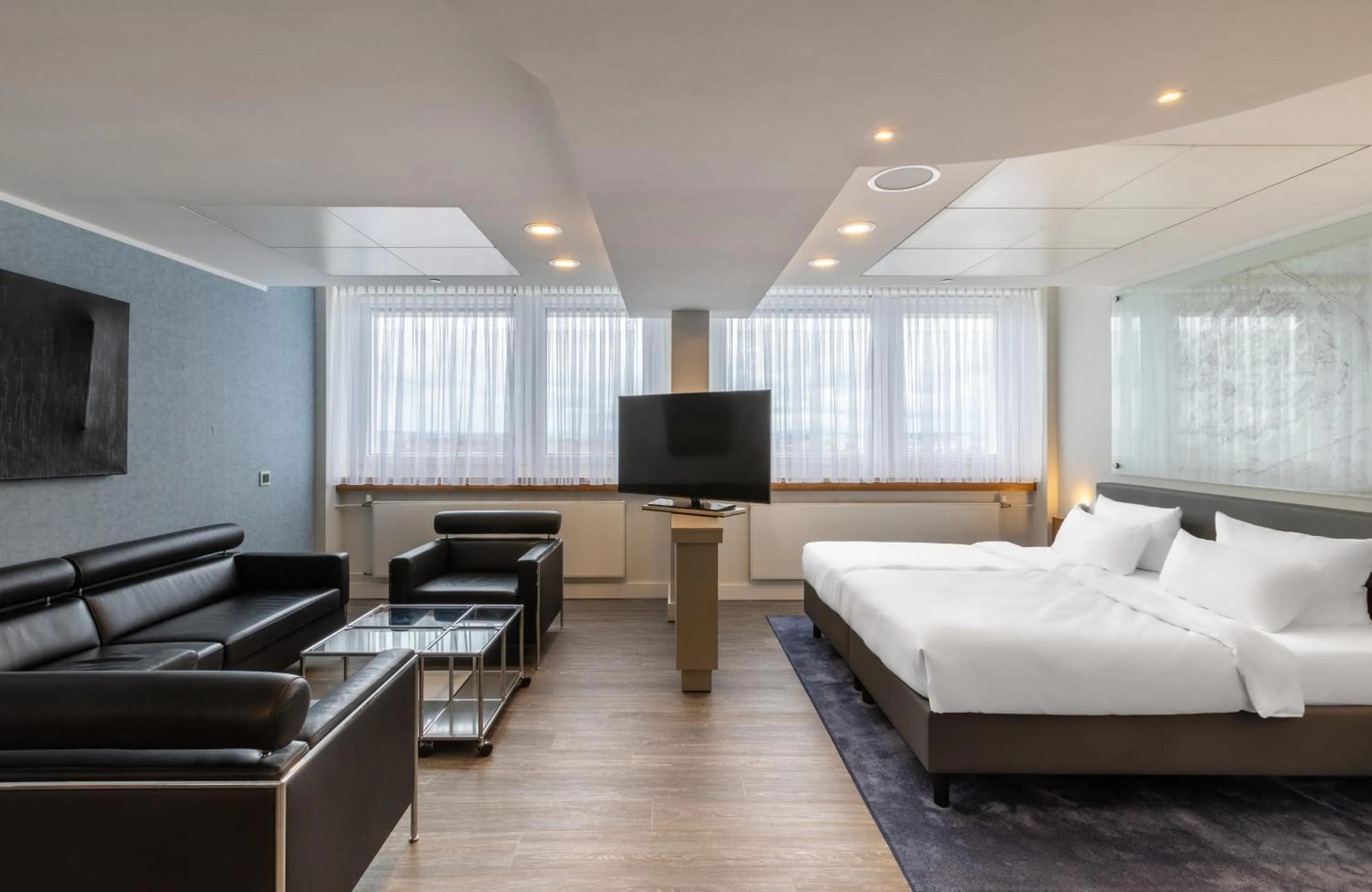 Bed in NYX Hotel Erfurt by Leonardo Hotels