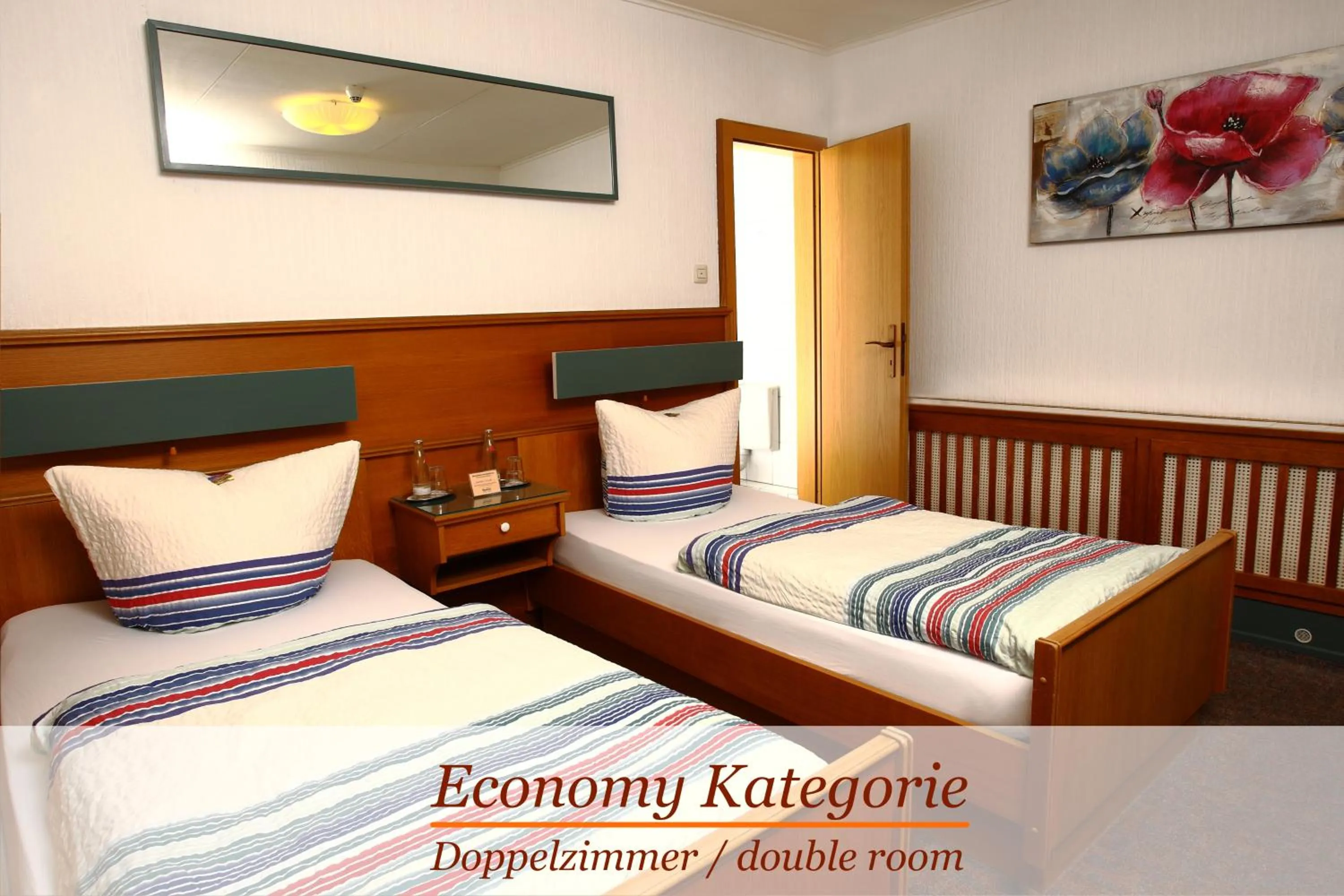 Photo of the whole room, Bed in Hotel-Restaurant Wanders