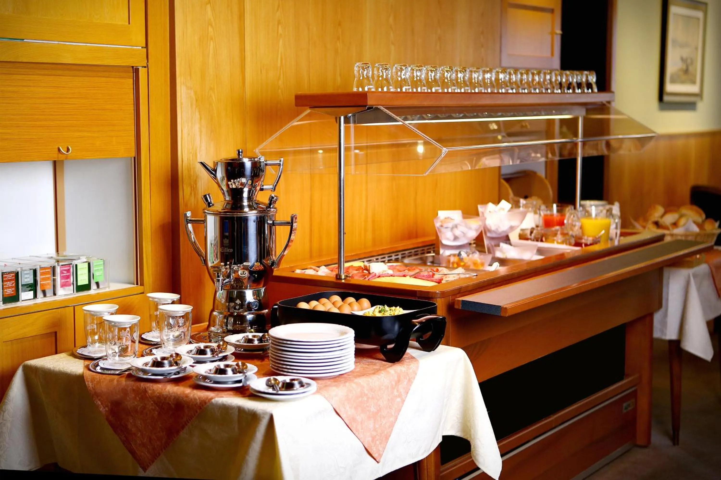 Buffet breakfast in Hotel-Restaurant Wanders