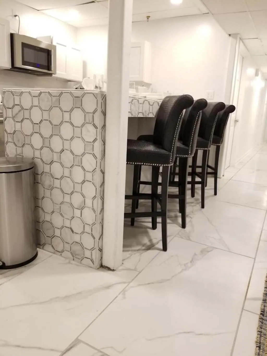 Dining area in 7 BR- Sleeps 15! Famous Lakefront Amazing Property!