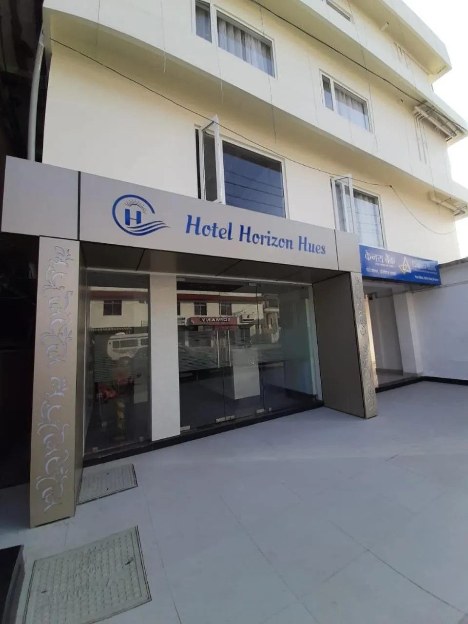 Facade/entrance in Hotel Horizon Hues