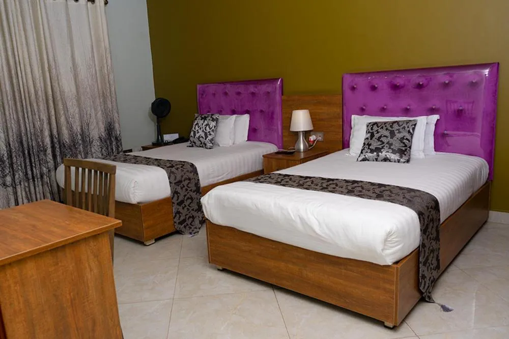 Dining area, Bed in SamWeb Bed and Breakfast