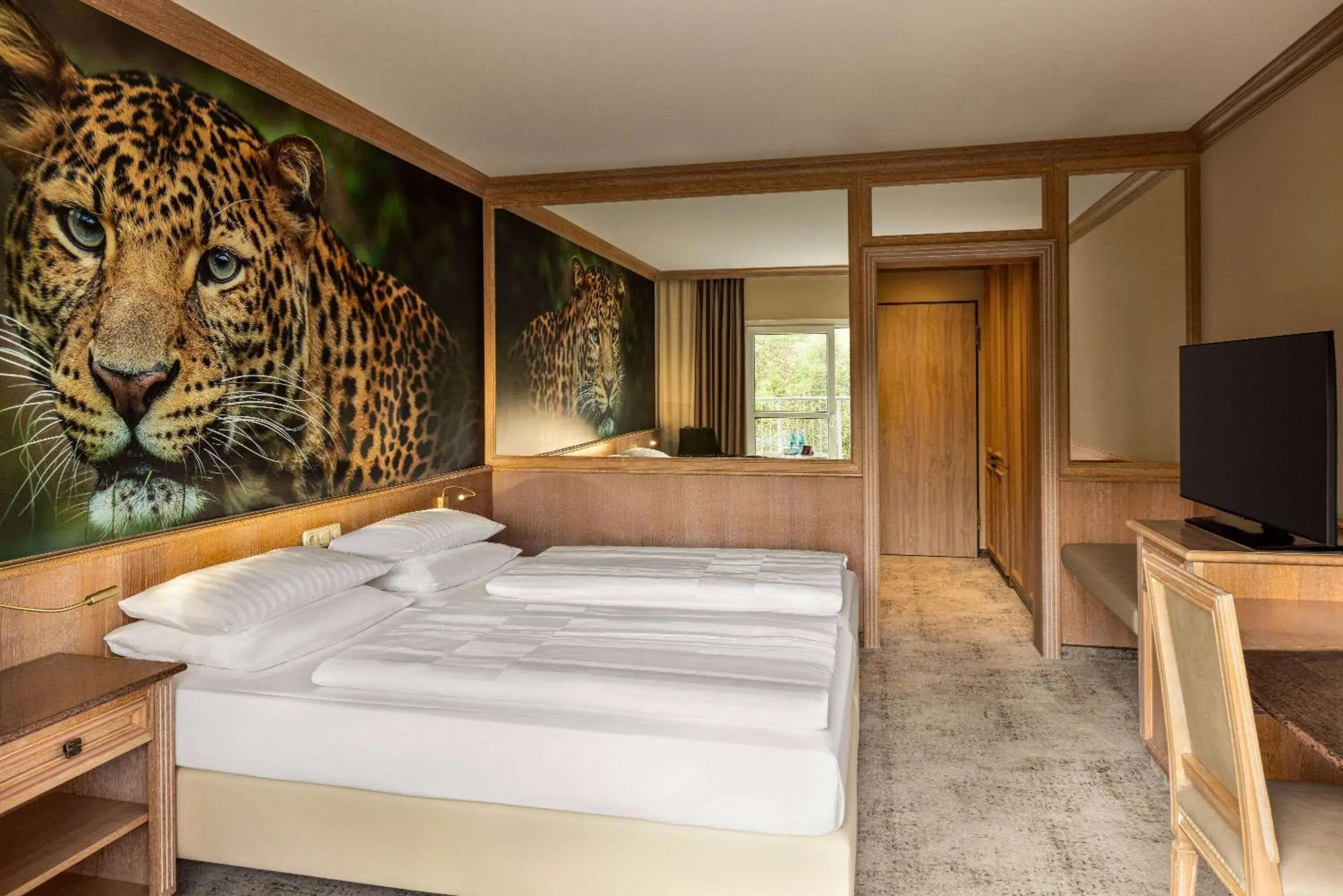 Photo of the whole room, Bed in Amedia Hotel & Suites Leipzig, Trademark Collection by Wyndham Photo of the whole room, Bed in Amedia Hotel & Suites Leipzig, Trademark Collection by Wyndham