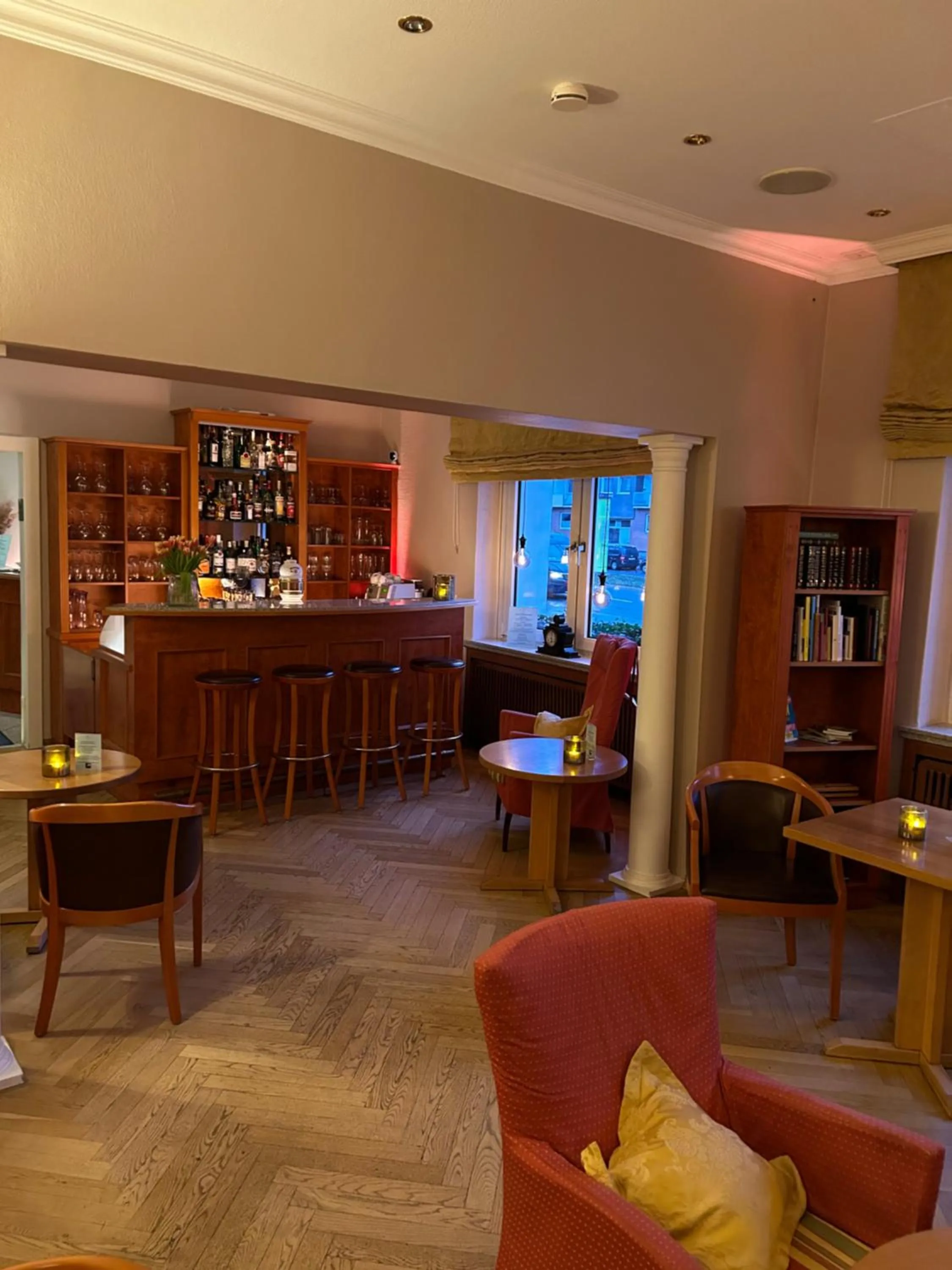 Lounge or bar in Hotel Savoy Hannover