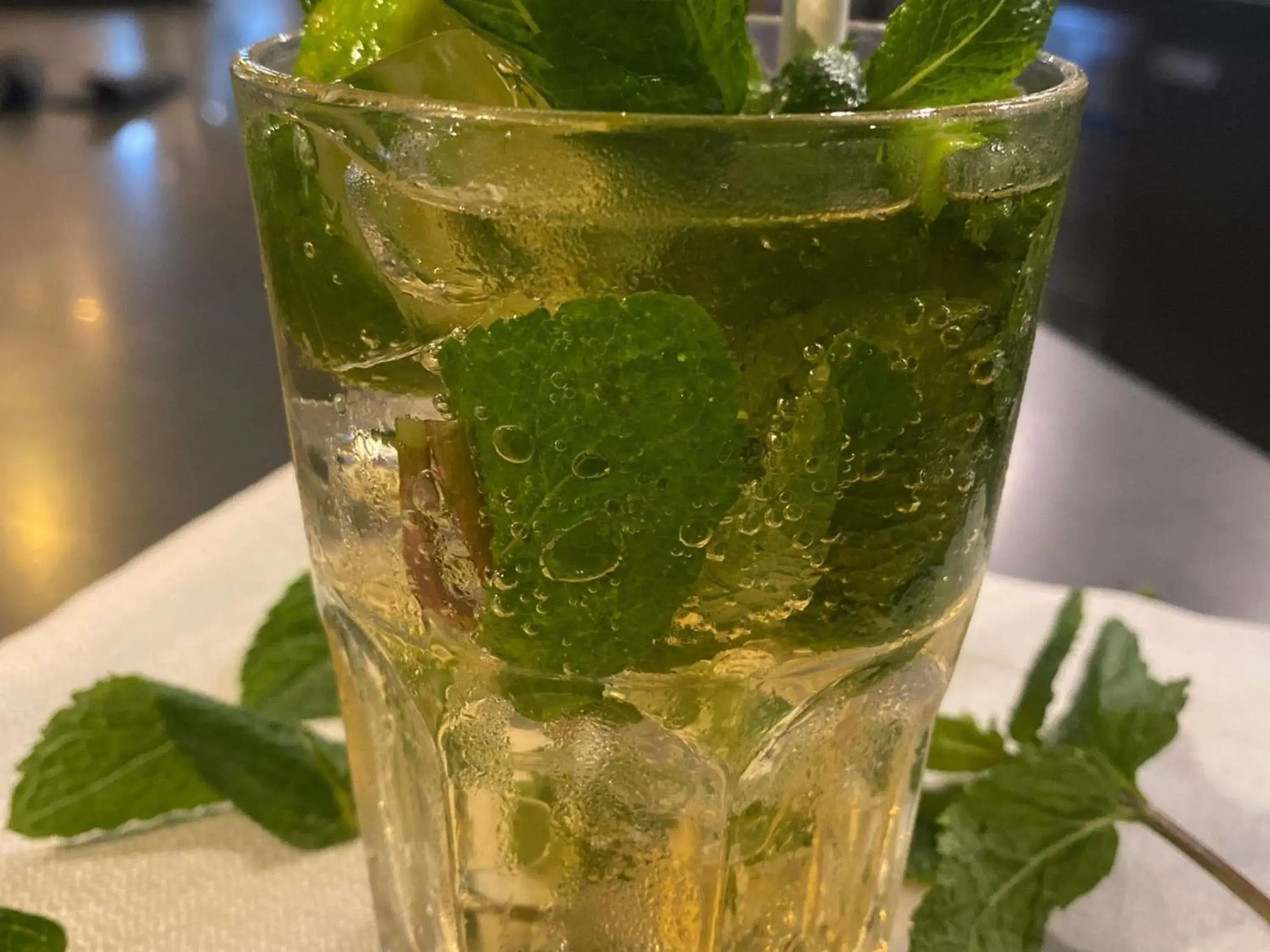 Lounge or bar in ibis Köln Messe Lounge or bar in ibis Köln Messe