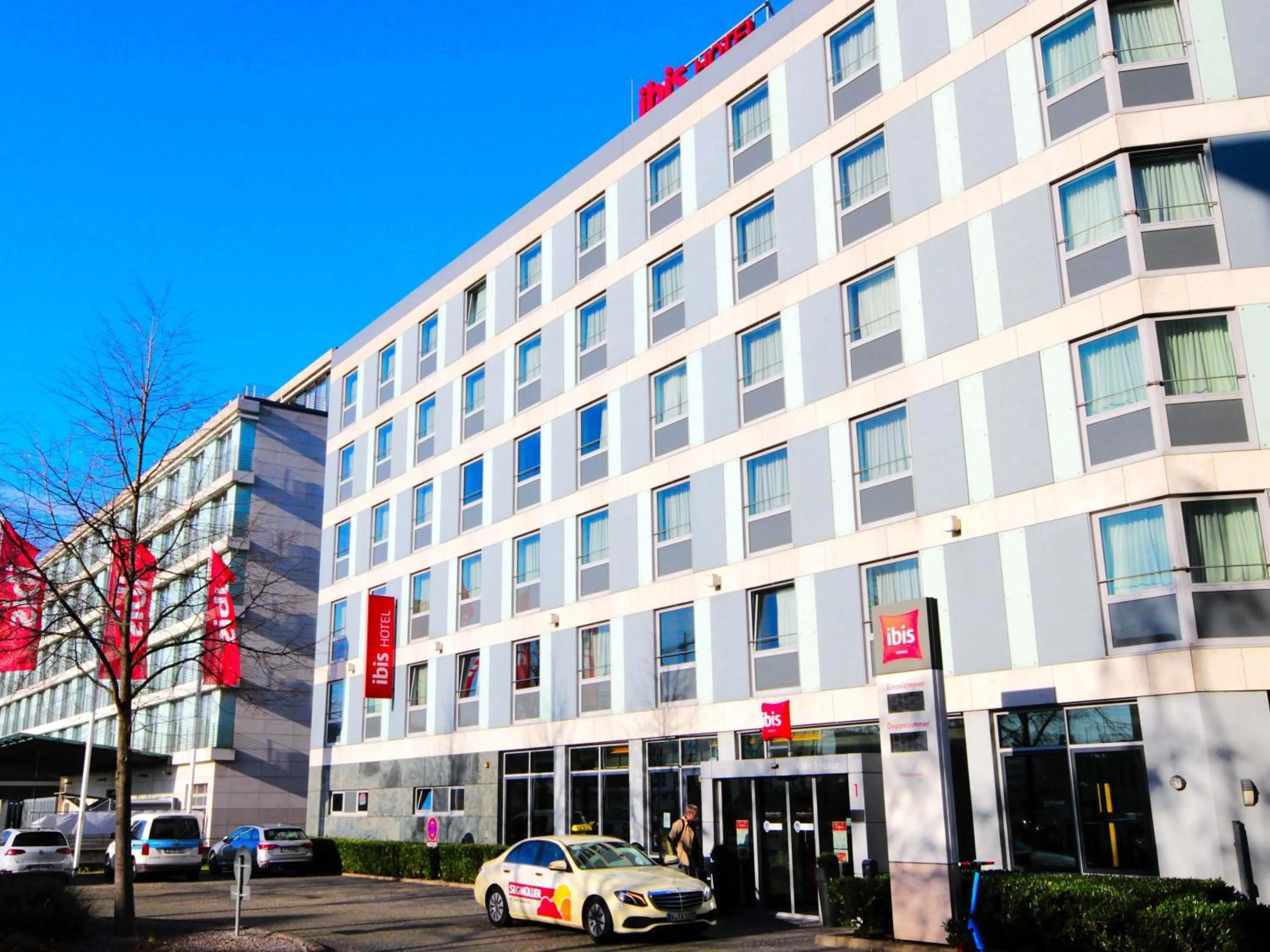 Property building in ibis Köln Messe